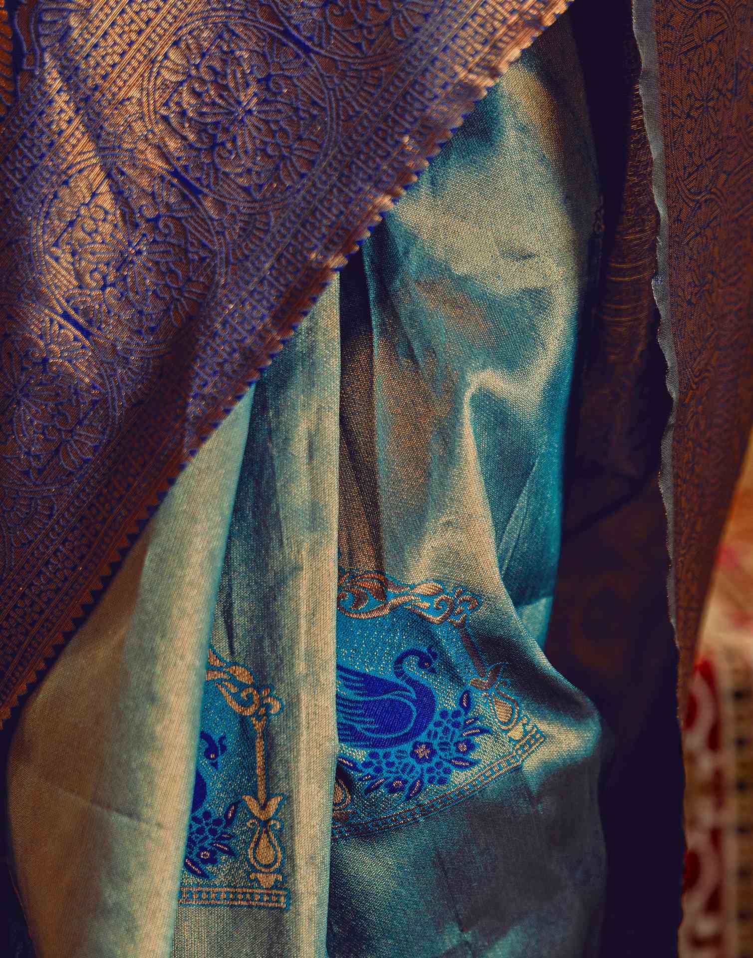 Teal Green Silk Woven Kanjivaram Saree - Image 12