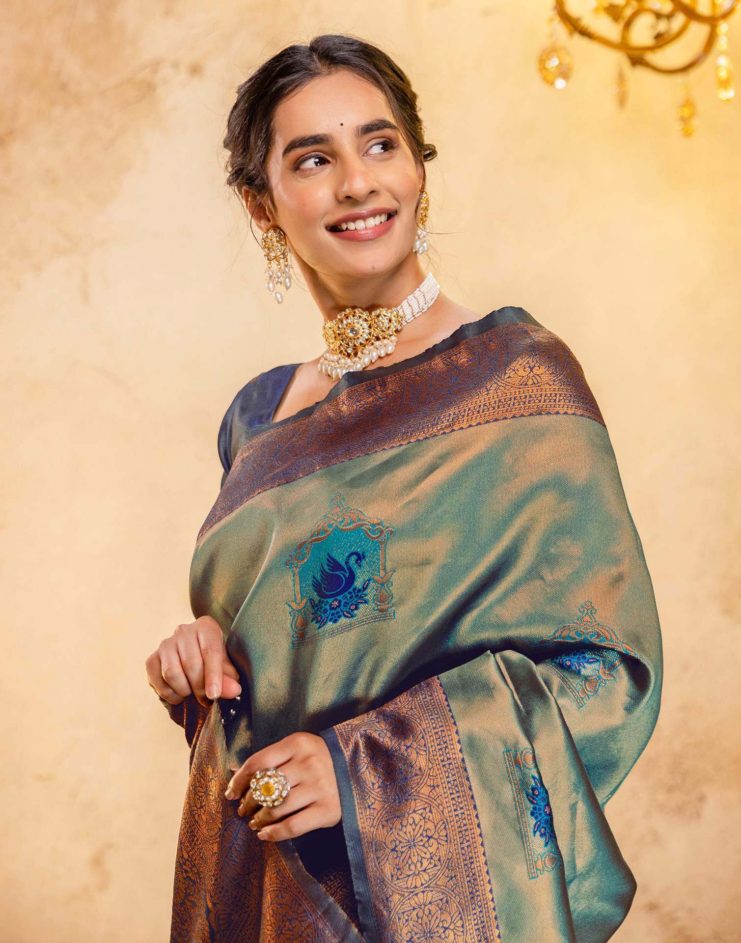 Teal Green Silk Woven Kanjivaram Saree - Image 5