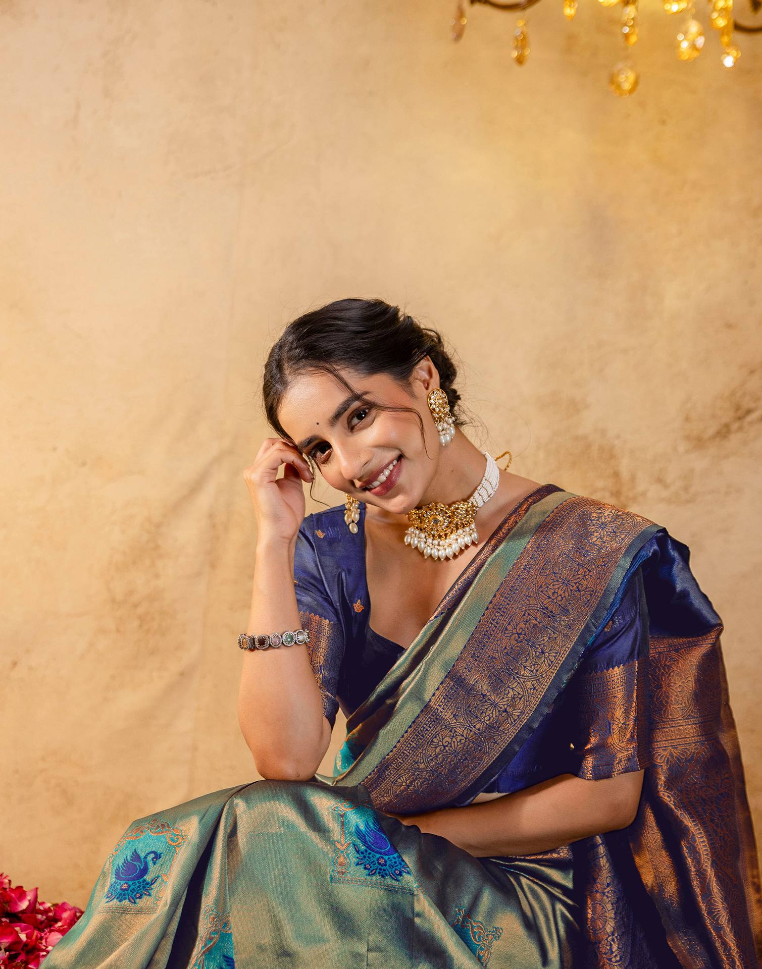 Teal Green Silk Woven Kanjivaram Saree - Image 7