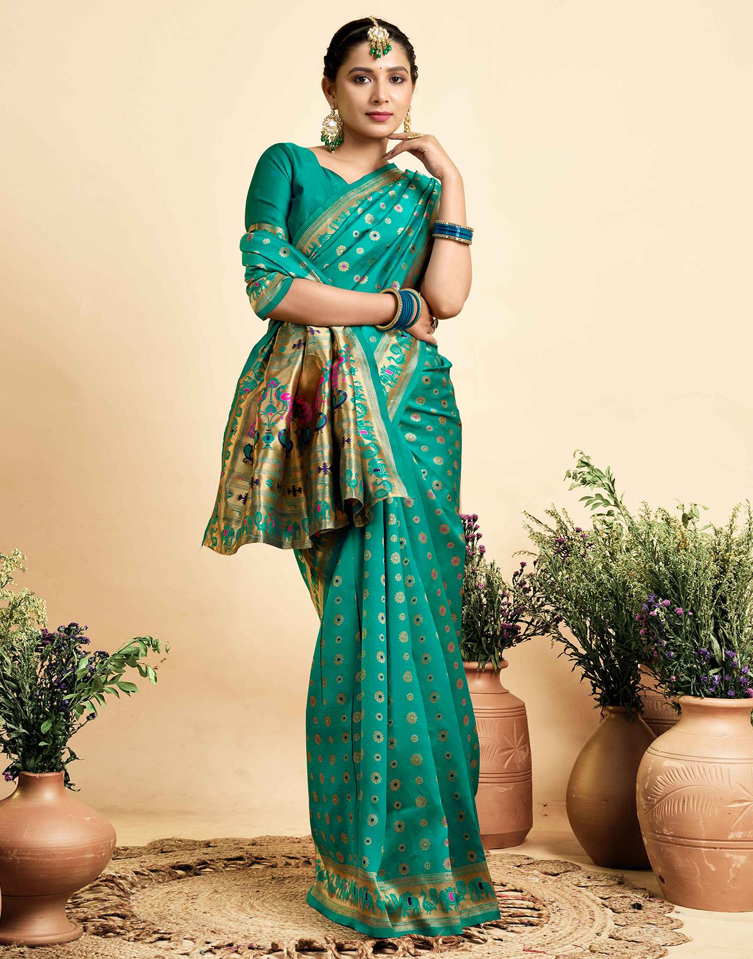 Teal Green Silk Woven Paithani Saree - Image 5