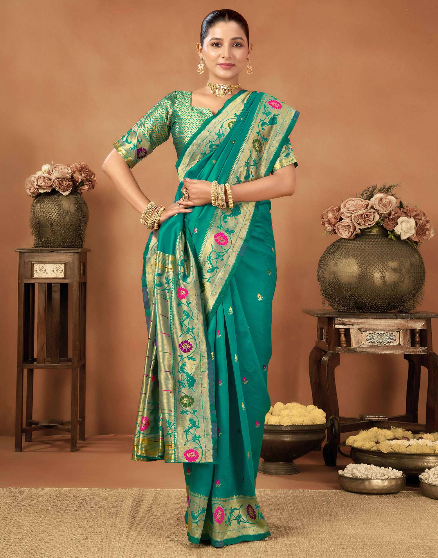 Teal Green Silk Woven Paithani Saree - Image 5