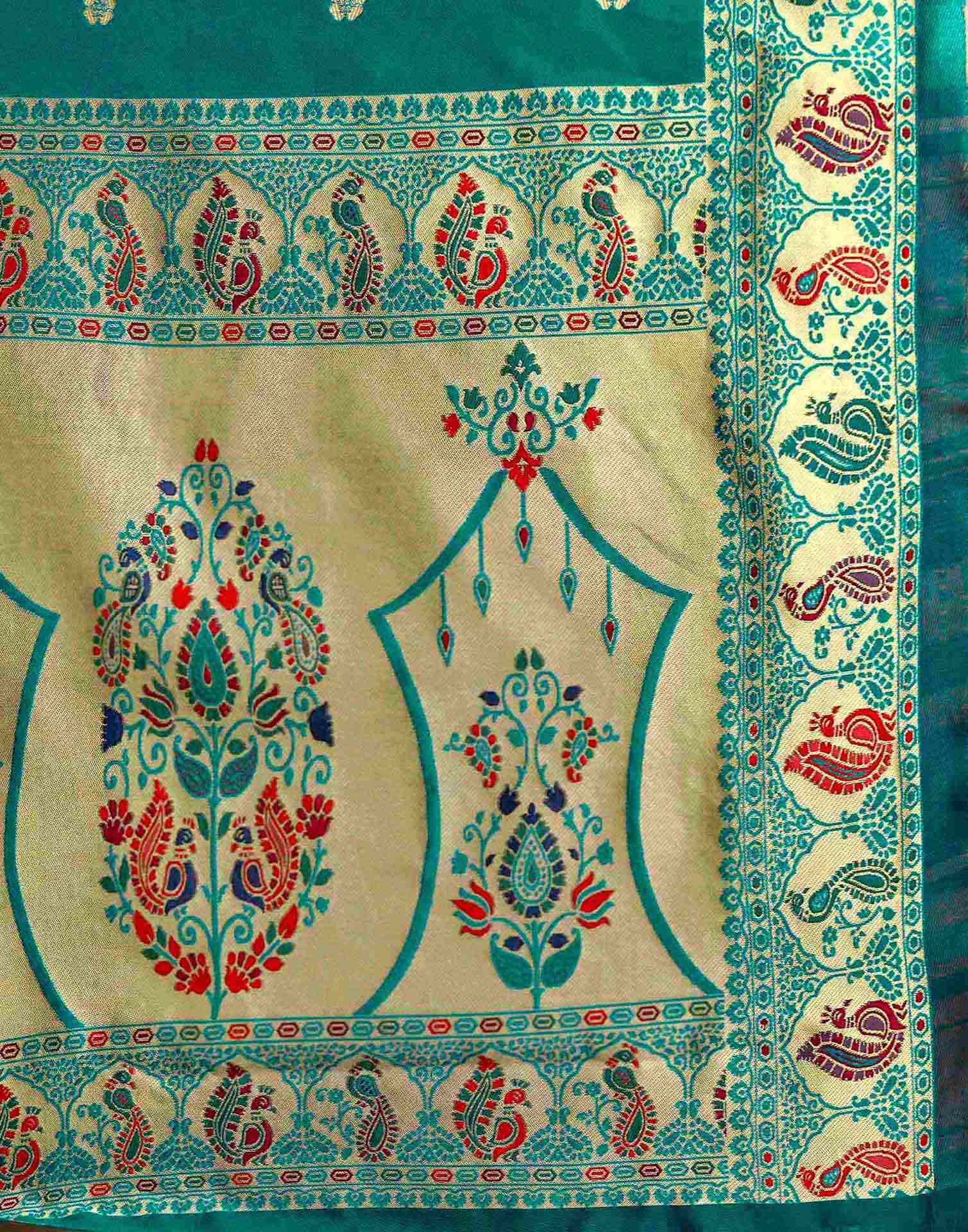 Teal Green Silk Woven Paithani Saree - Image 8