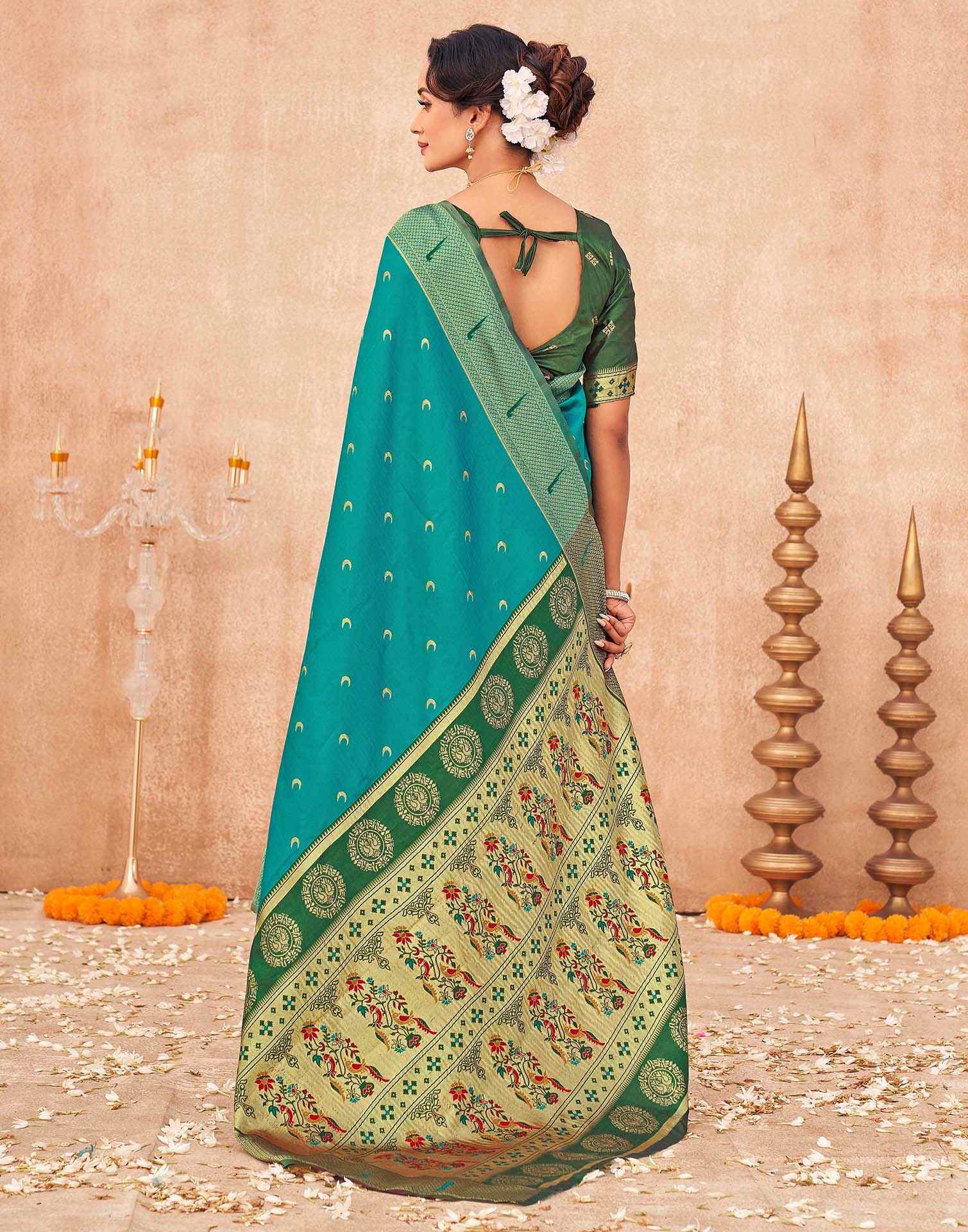 Teal Green Silk Woven Paithani Saree - Image 6