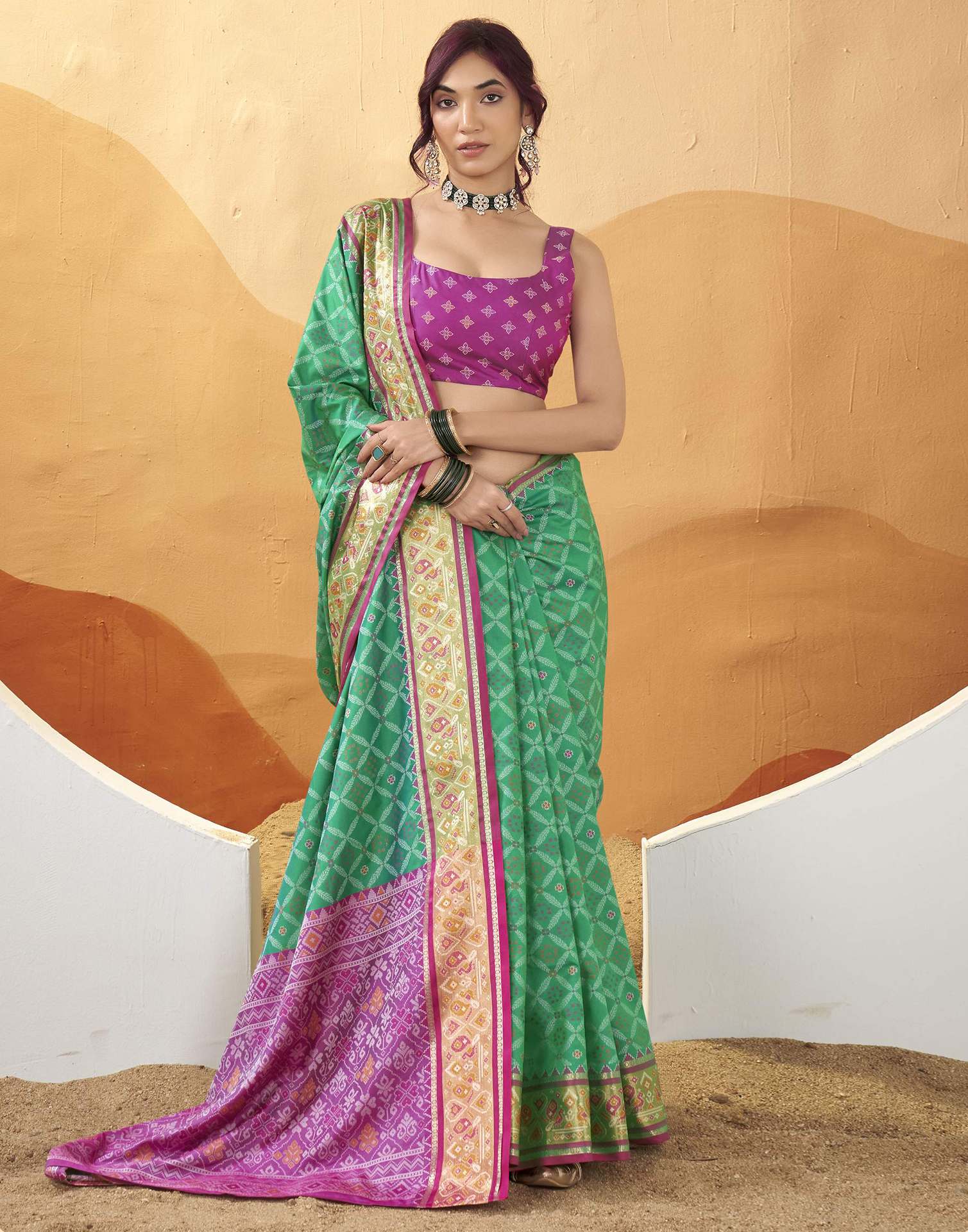 Teal Green Silk Woven Patola Saree - Image 5