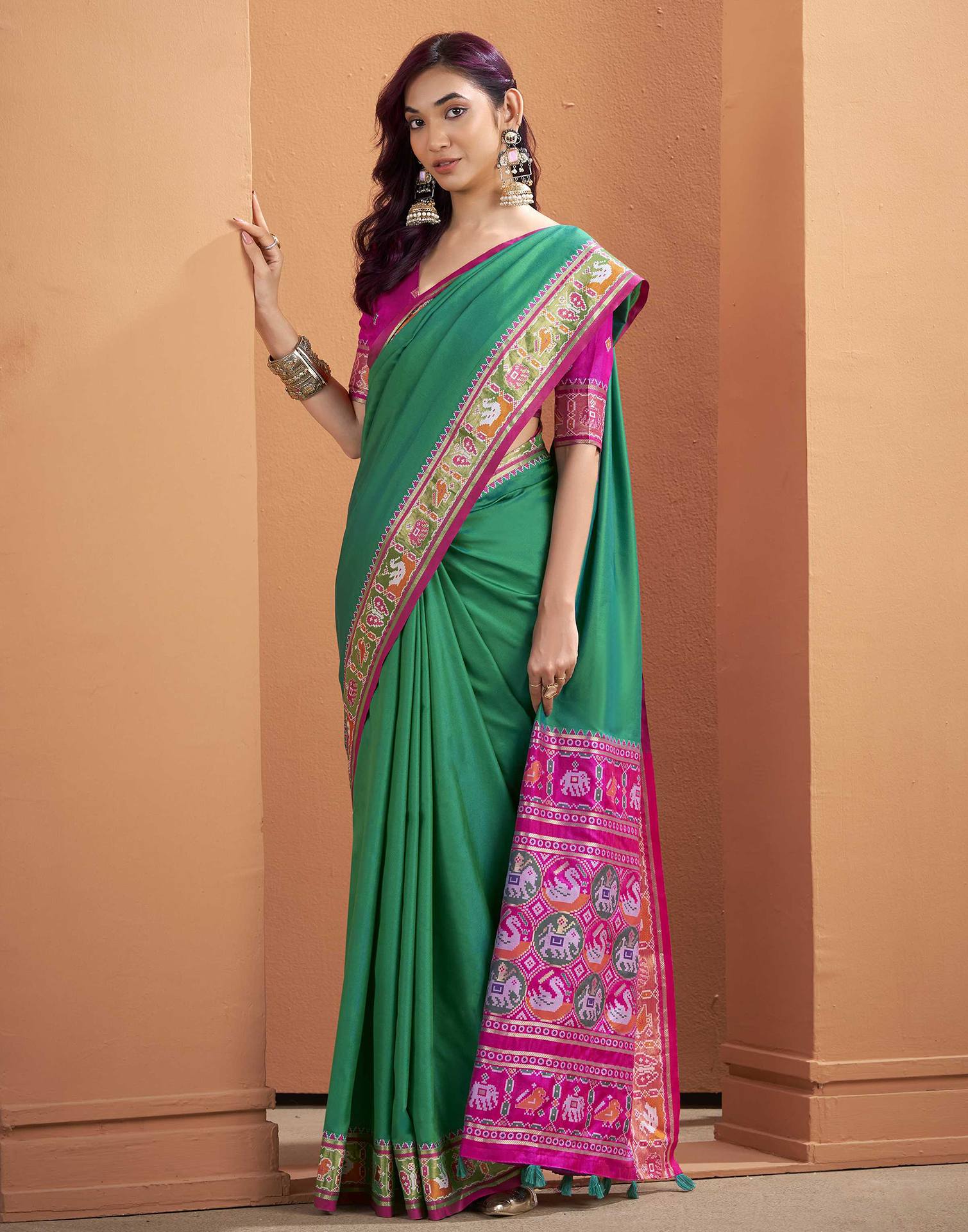 Teal Green Silk Woven Patola Saree - Image 5