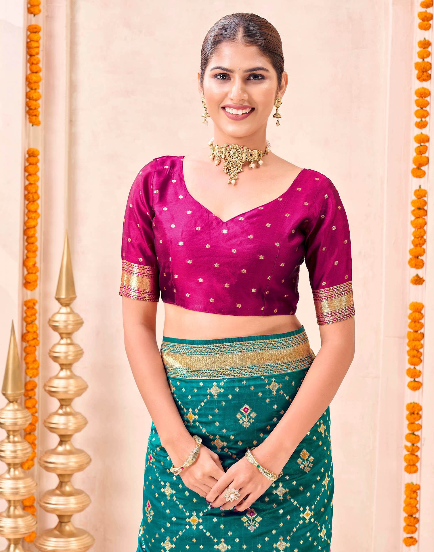 Teal Green Silk Woven Patola Saree - Image 7
