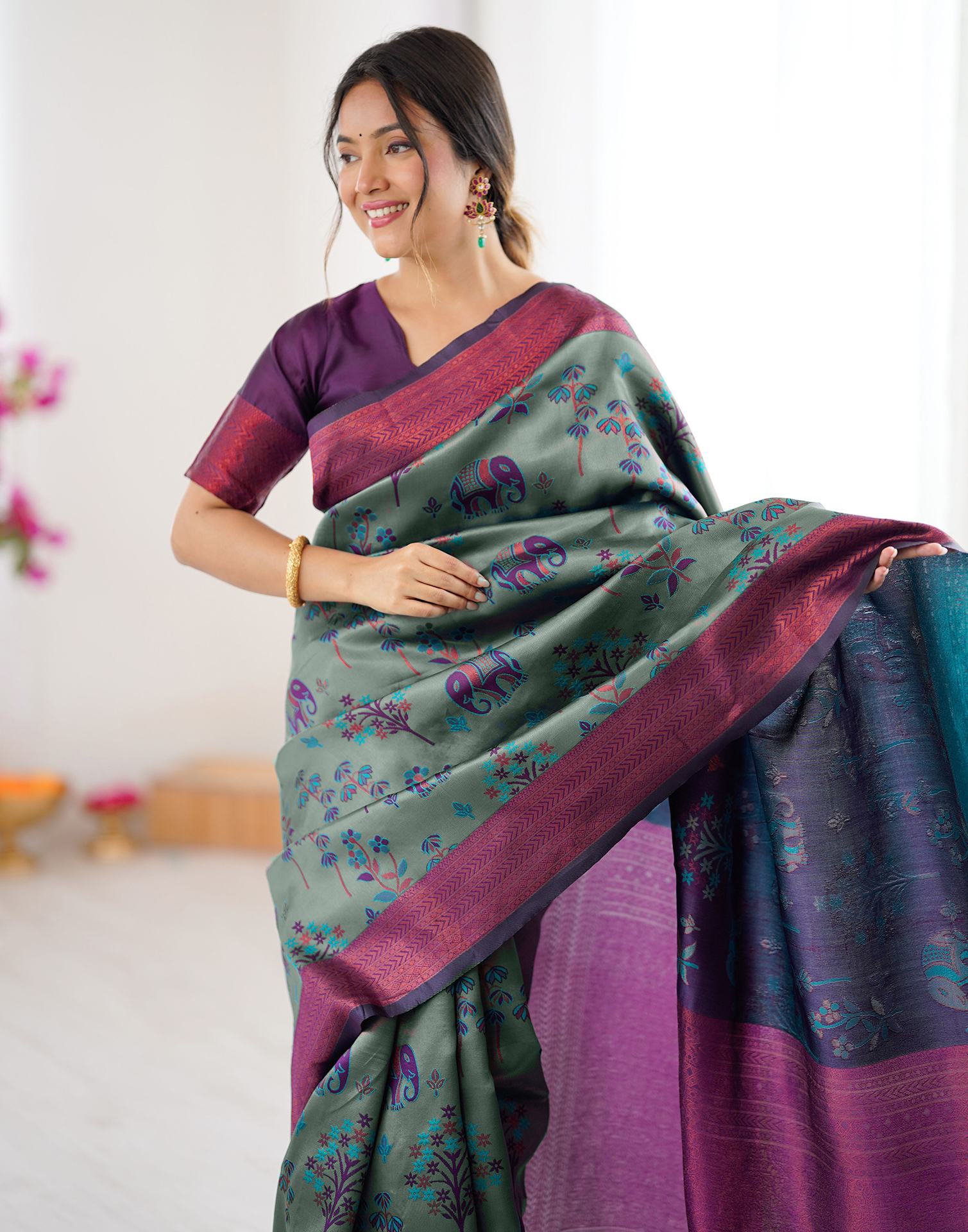 Teal Green Silk Woven Saree - Image 4