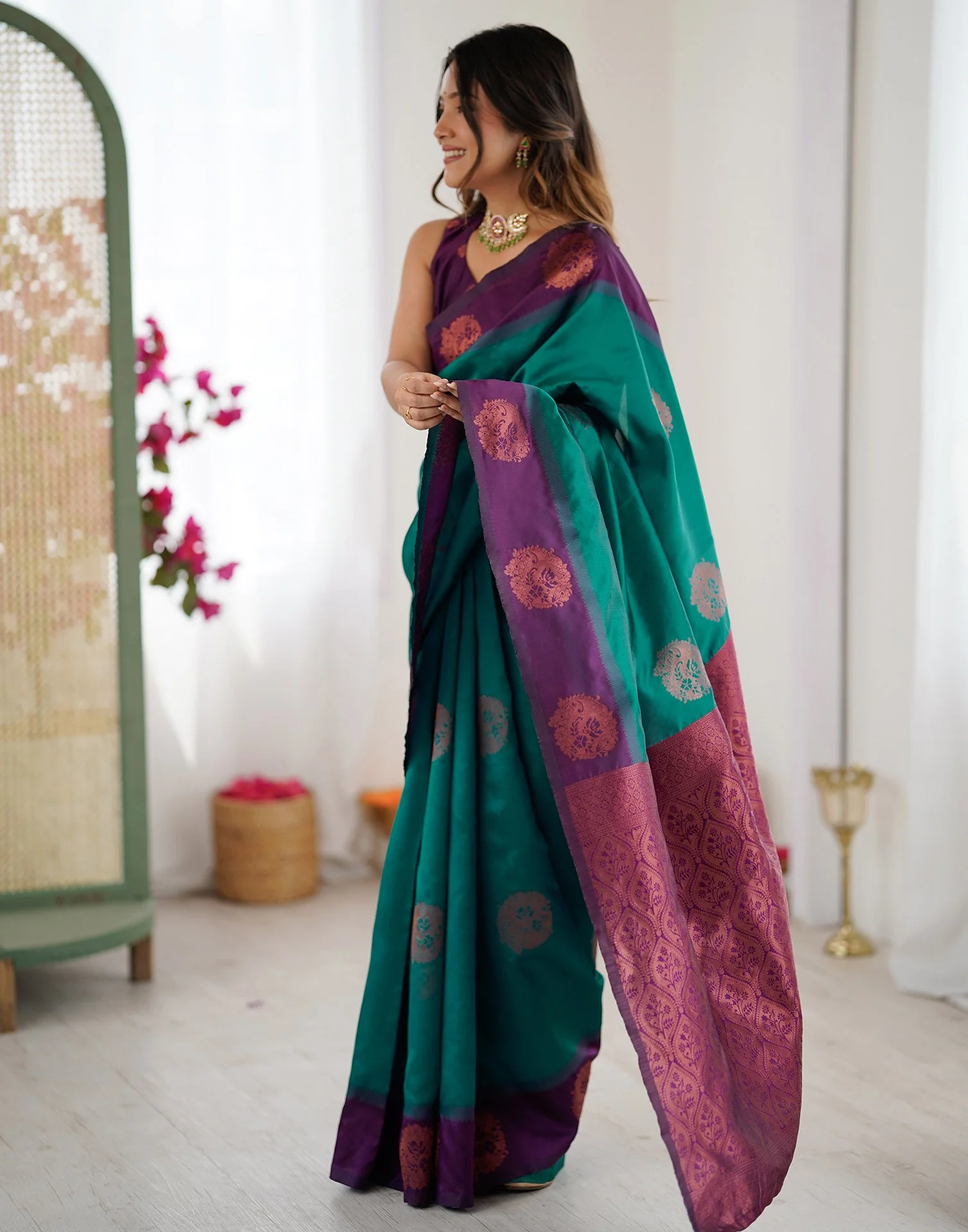 Teal Green Silk Woven Saree - Image 5