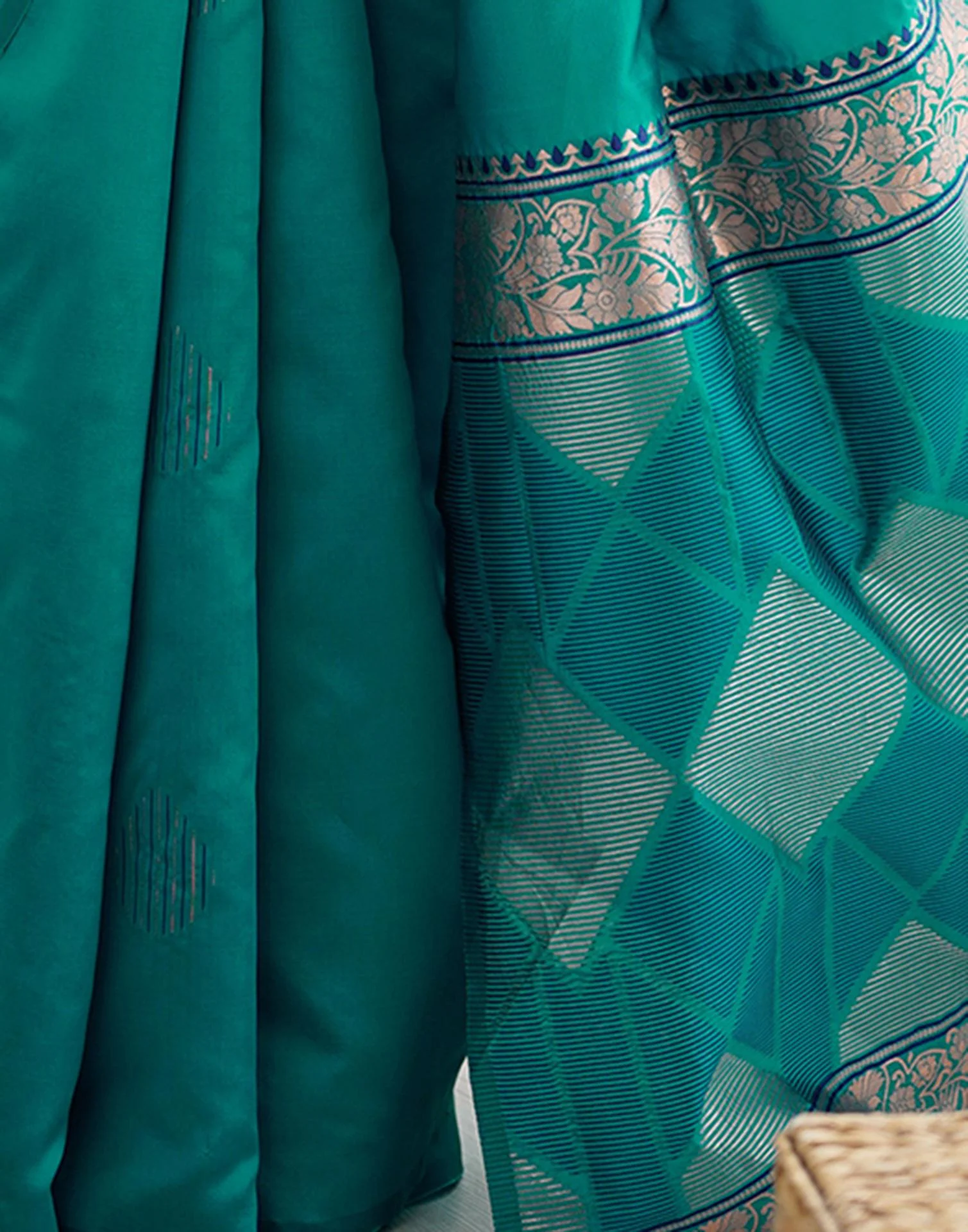 Teal Green Silk Woven Saree - Image 10
