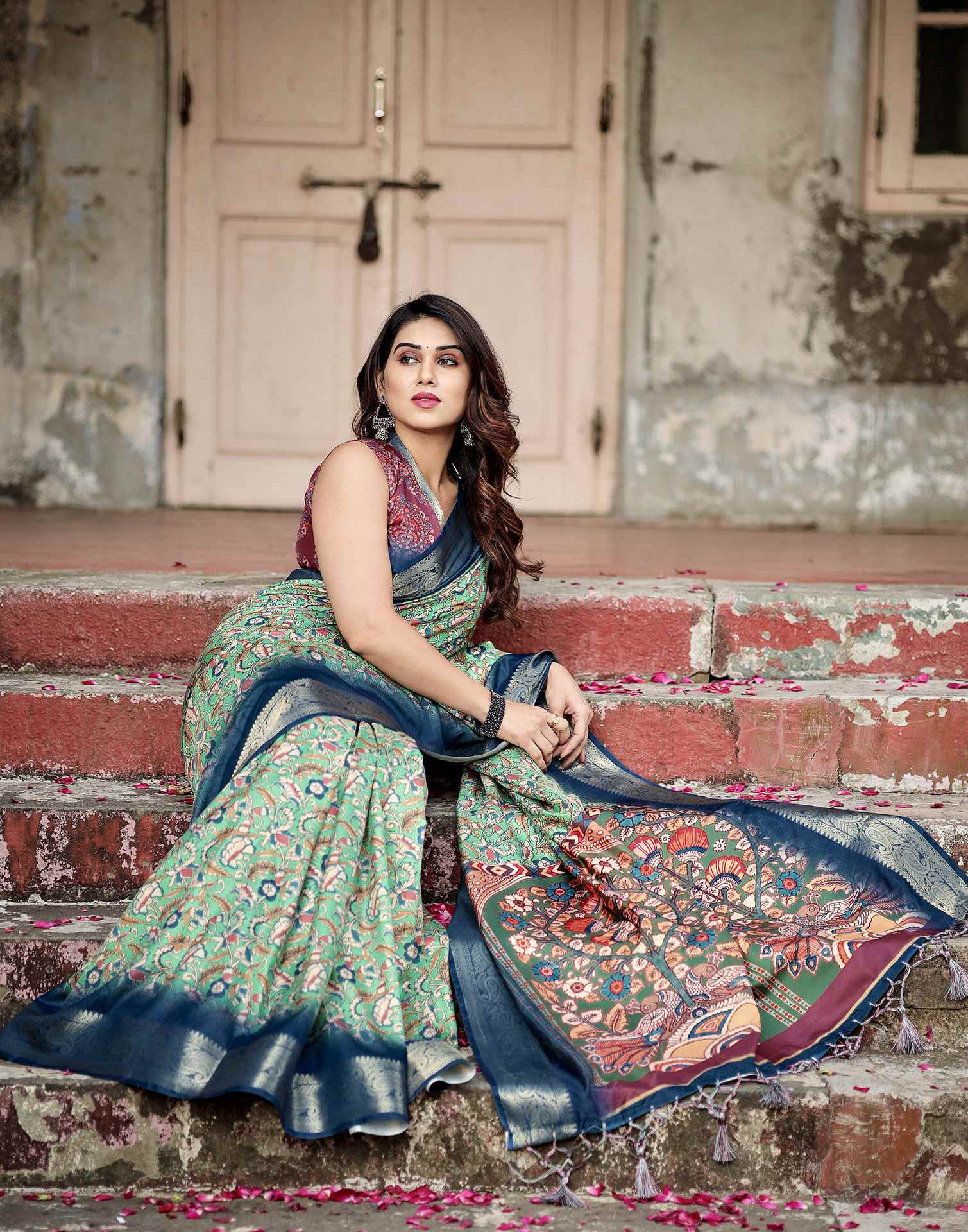 Teal Green Tussar Silk Printed Kalamkari Saree - Image 4