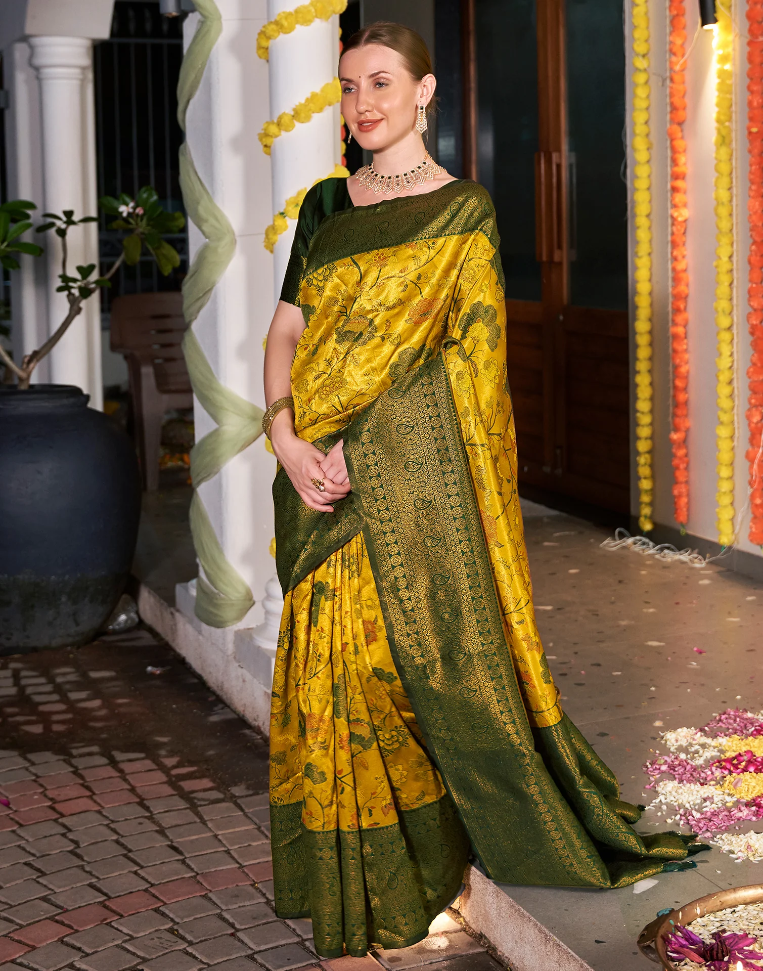 Turmeric Yellow Silk Woven Kanjivaram Saree - Image 6