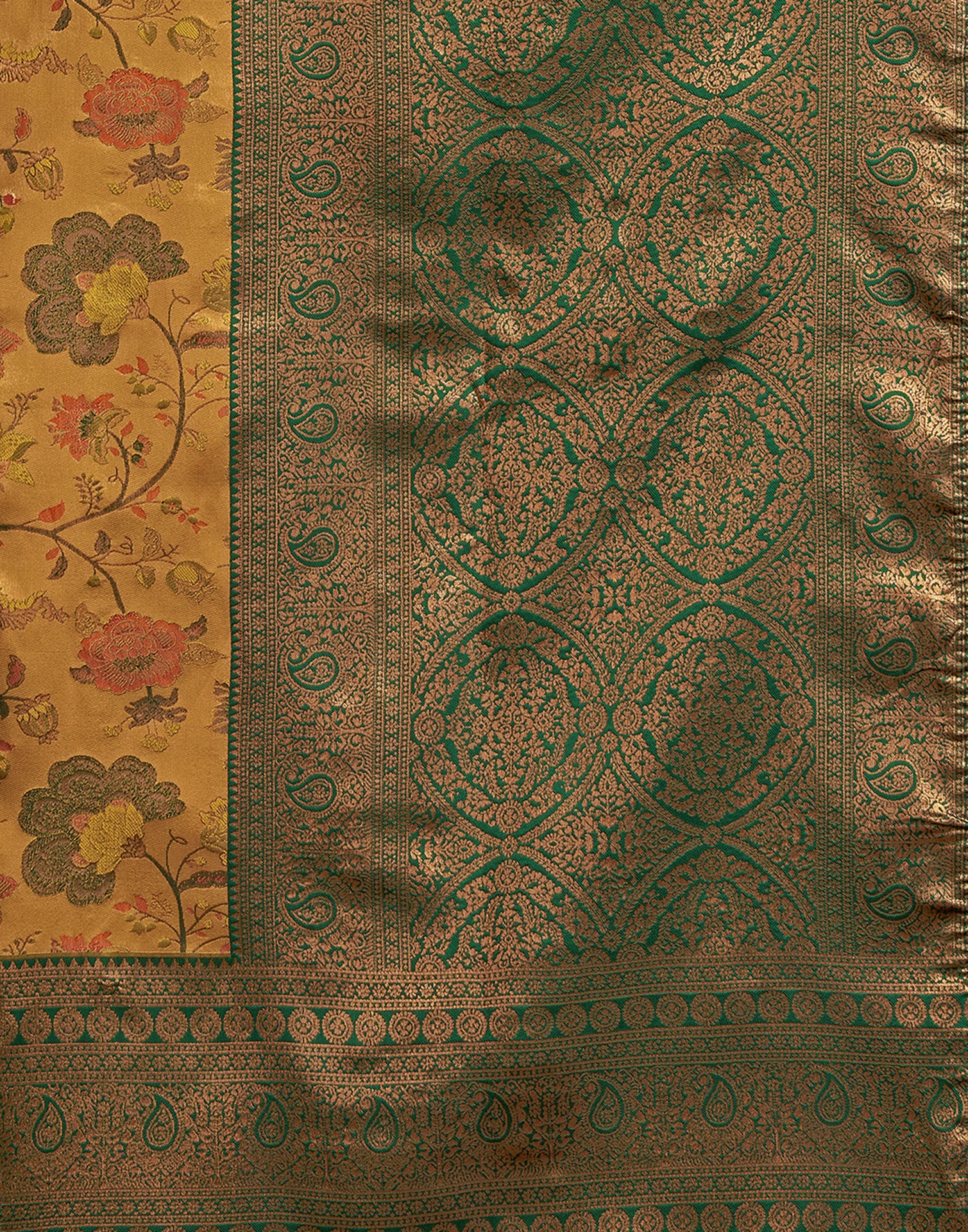 Turmeric Yellow Silk Woven Kanjivaram Saree - Image 7