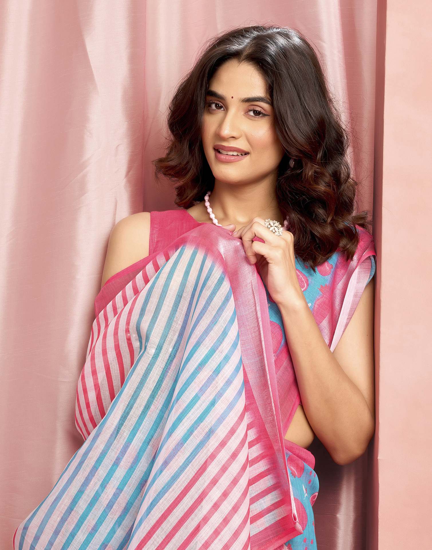 Turqoise Cotton Linen Printed Saree - Image 2