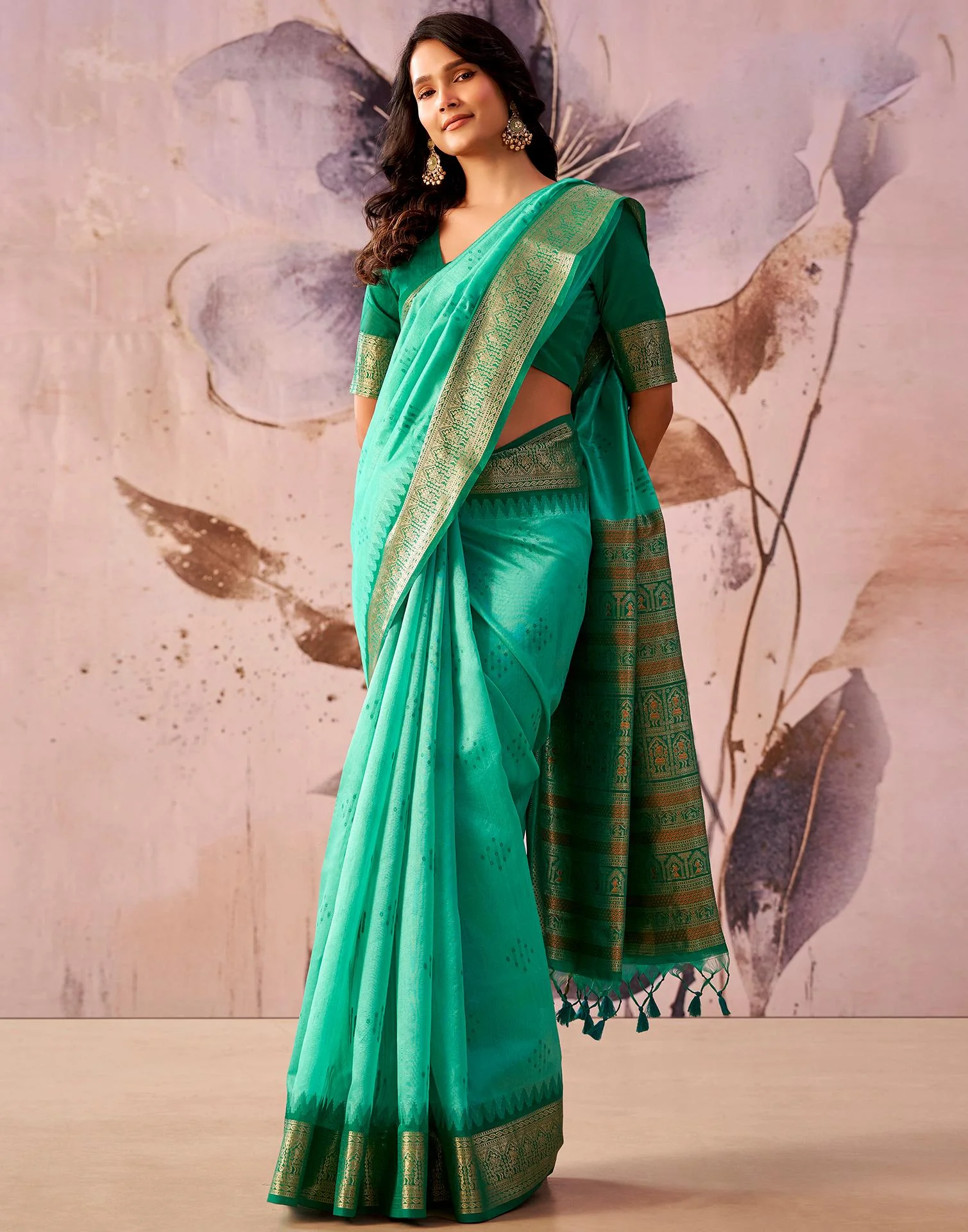 Turquoise Green Tussar Silk Woven Kanjivaram Saree - Image 5