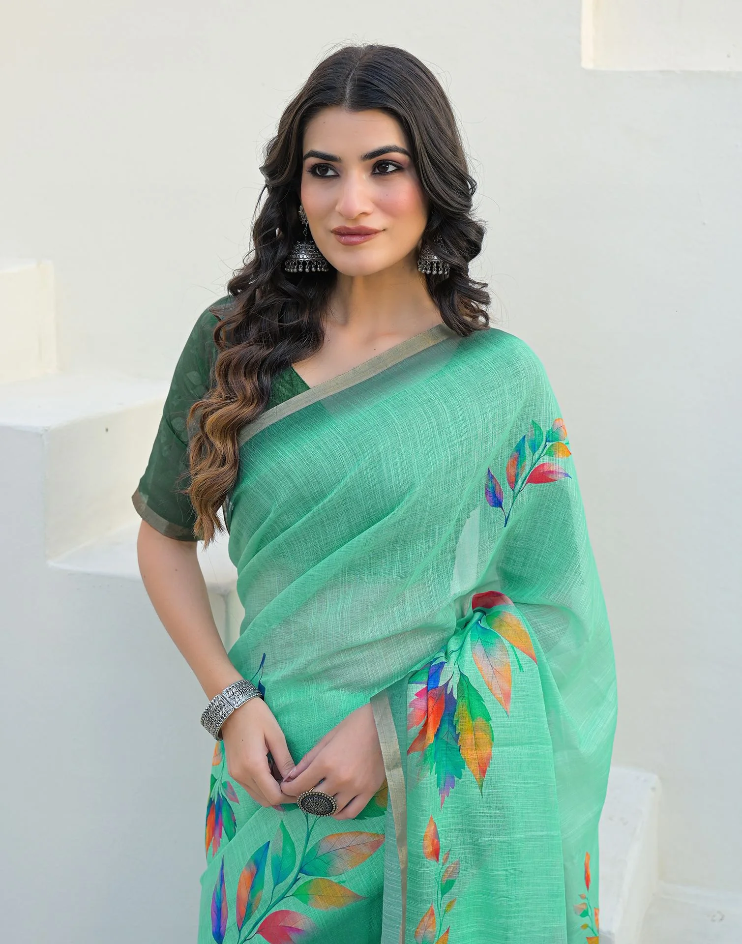 Turquoise Linen Printed Saree - Image 2