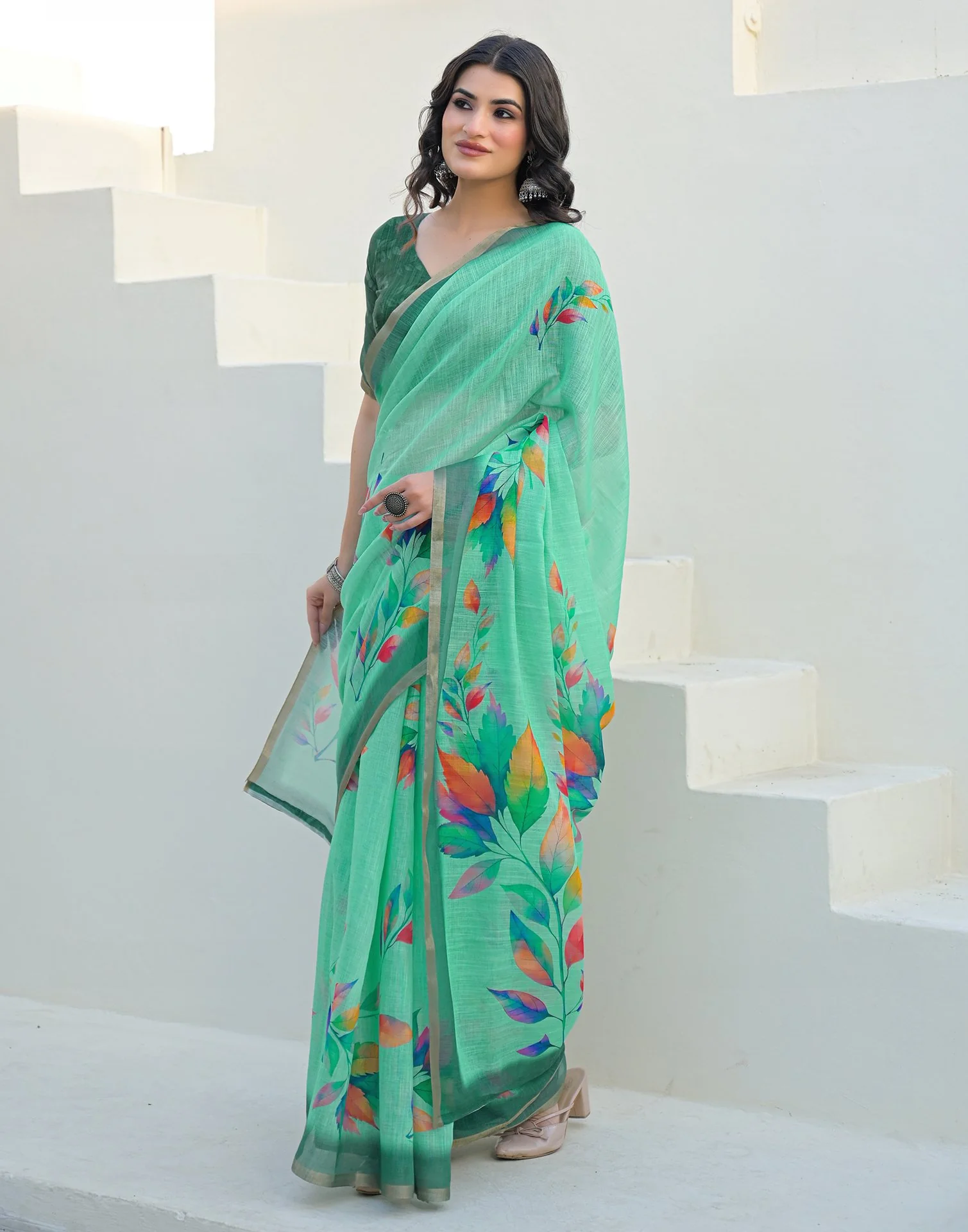 Turquoise Linen Printed Saree - Image 4
