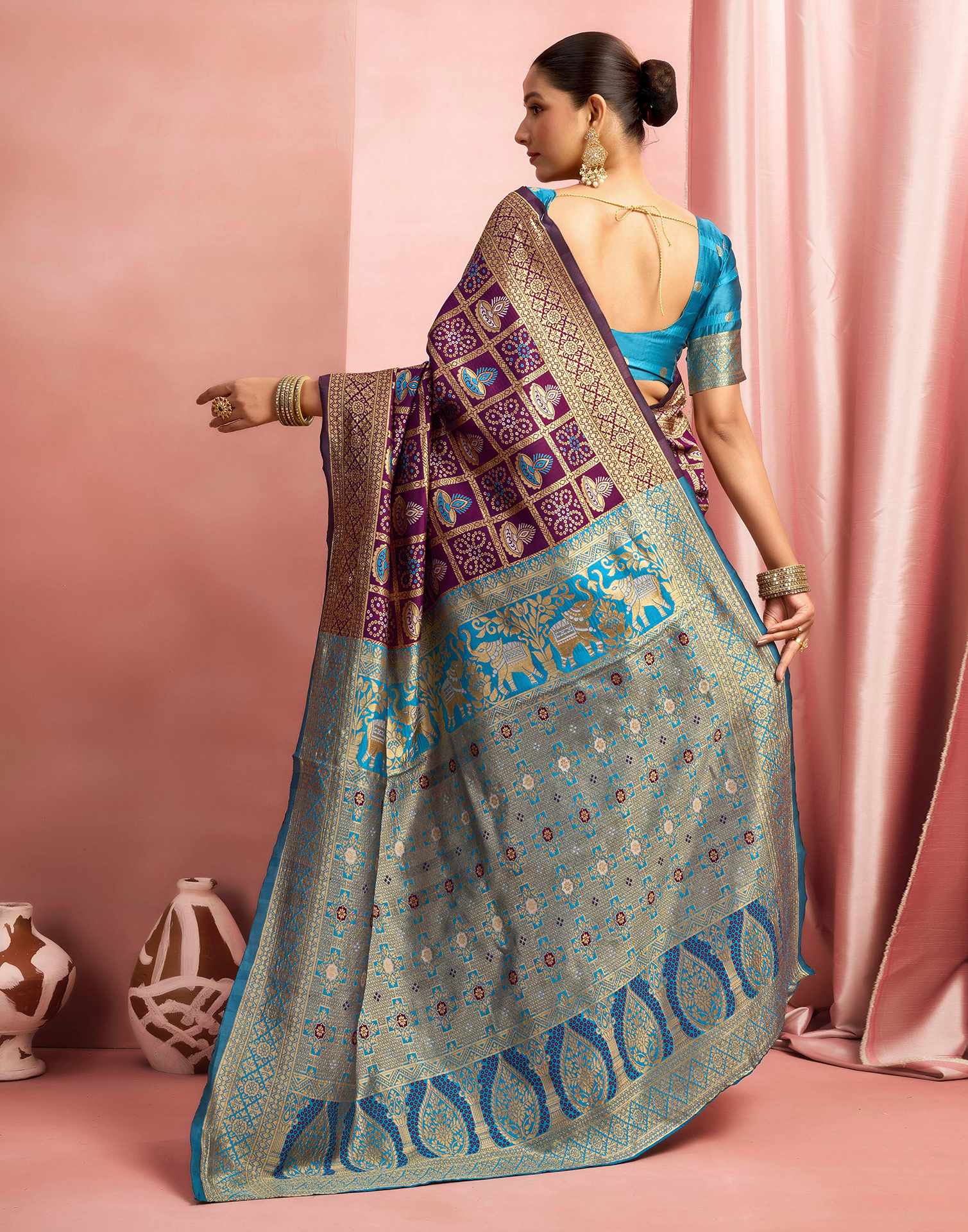Turquoise Silk Woven Patola Saree - Image 4