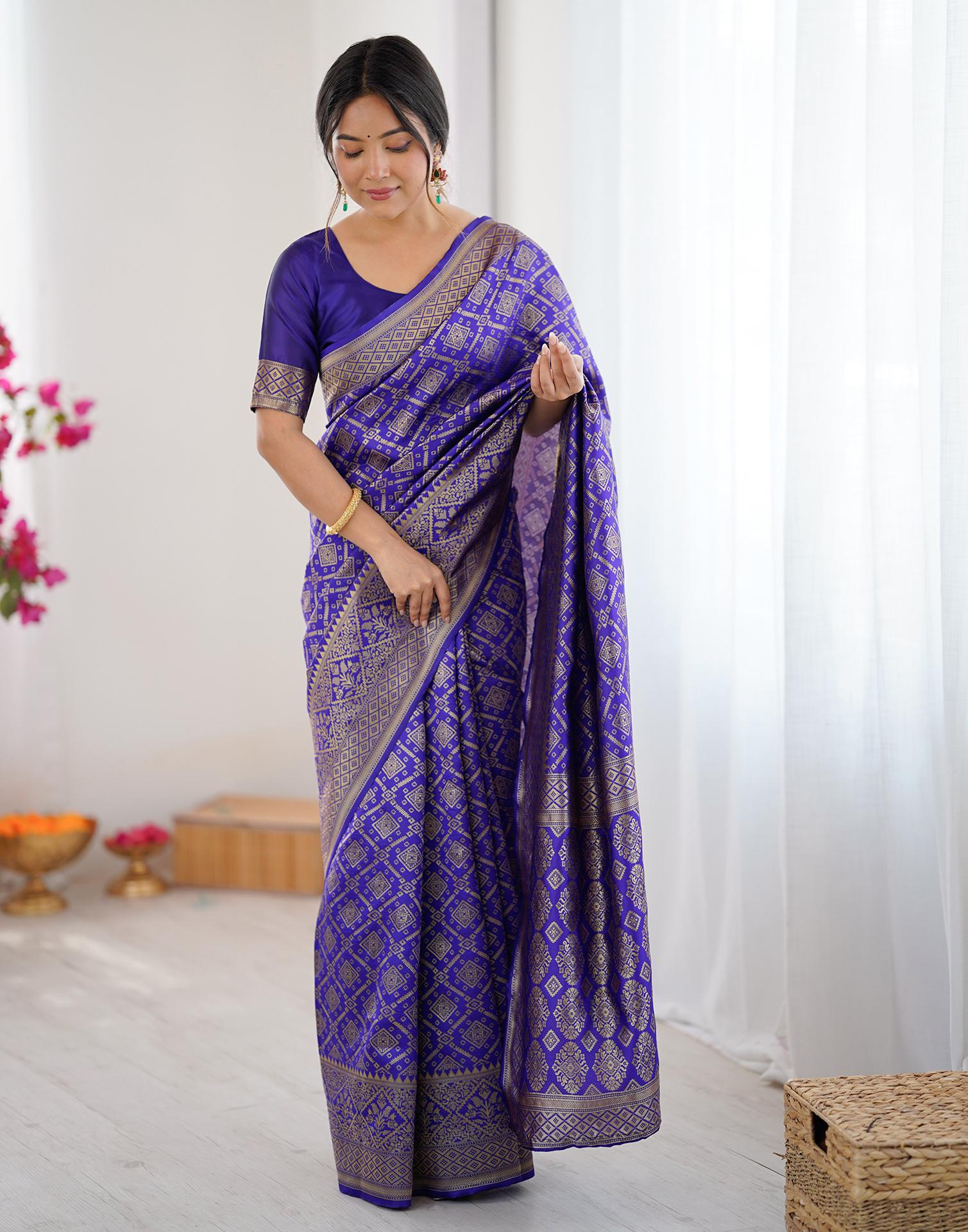 Violet Silk Woven Banarasi Saree - Image 9