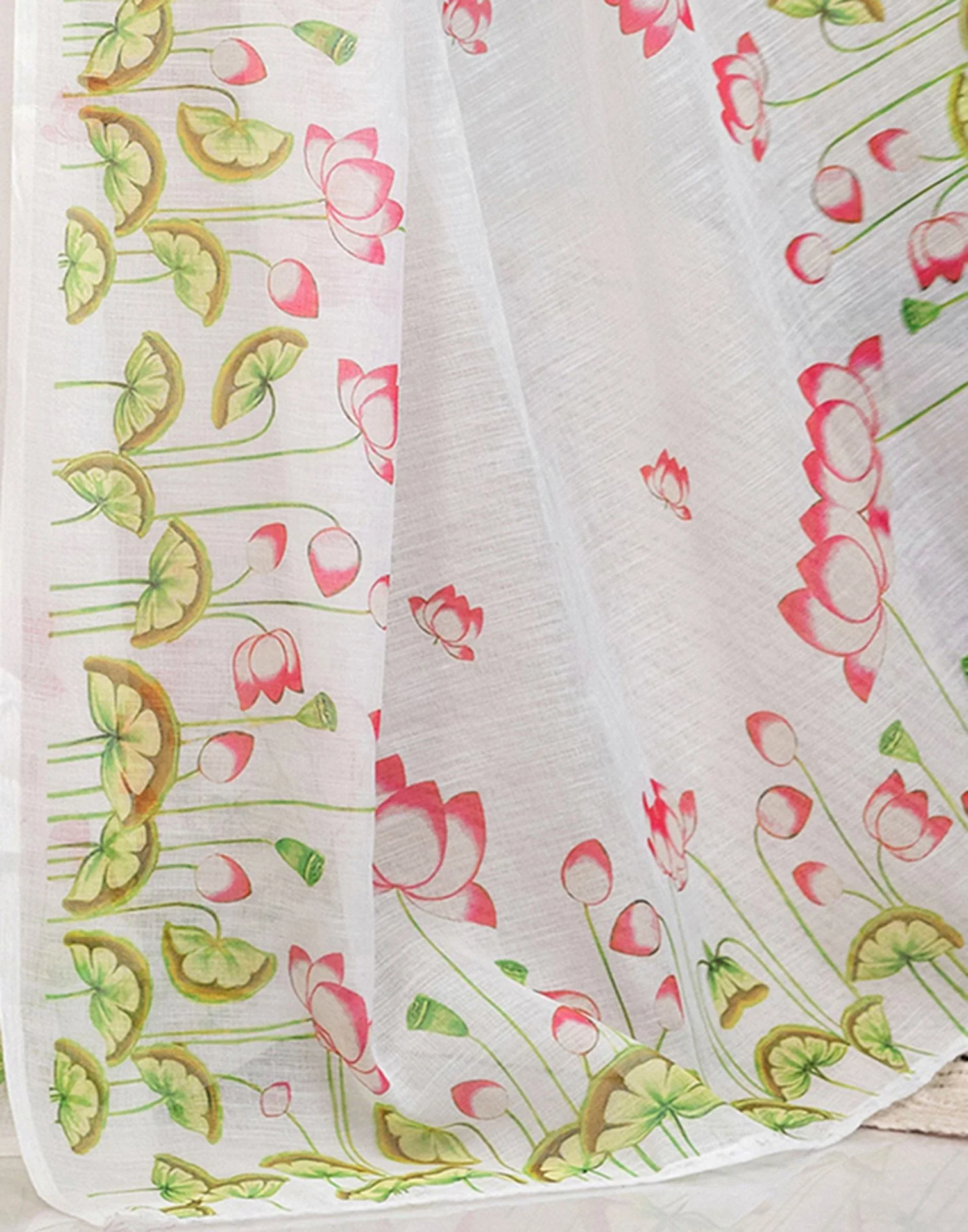 White Cotton Floral Printed Saree - Image 10