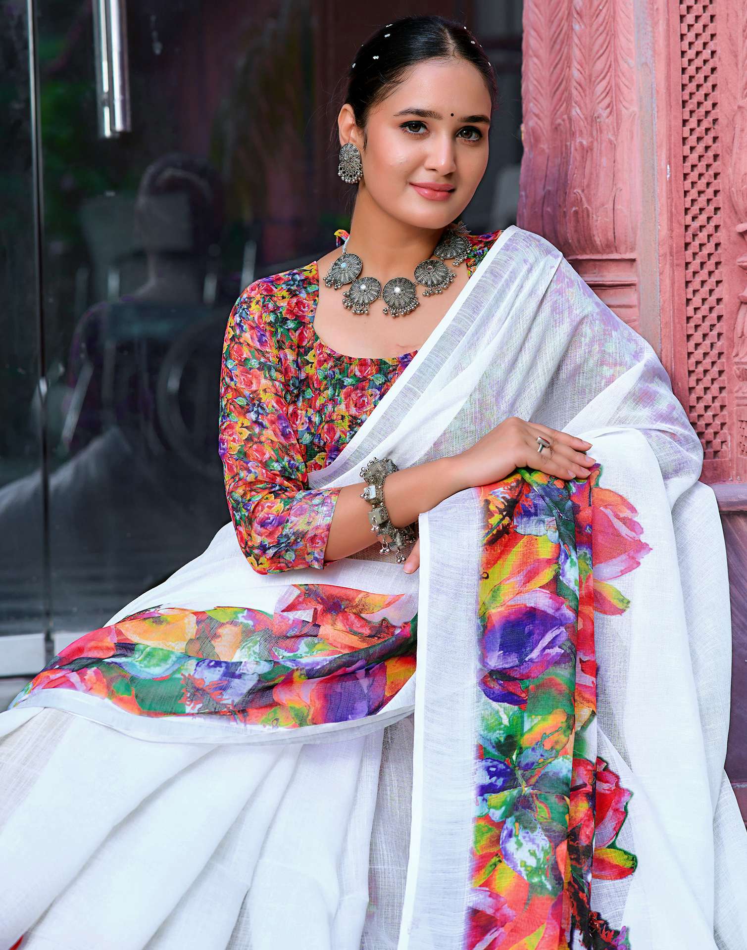 White Cotton Linen Printed Saree - Image 2