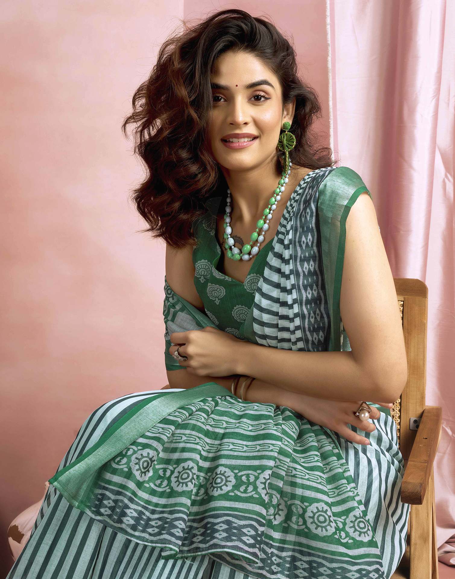 White Cotton Linen Printed Saree - Image 2