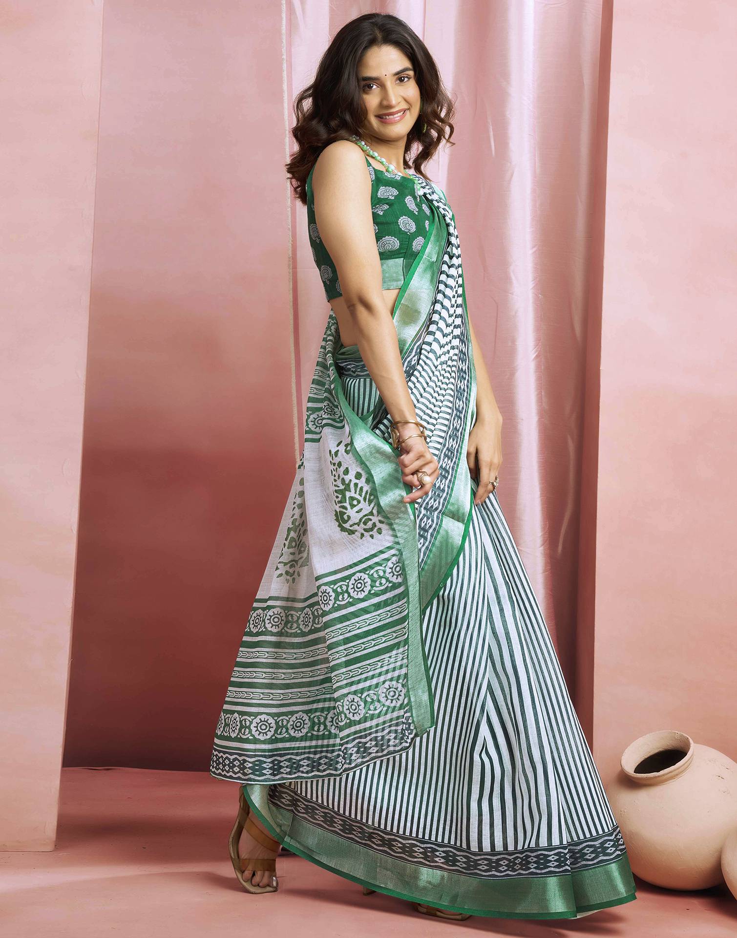 White Cotton Linen Printed Saree - Image 6