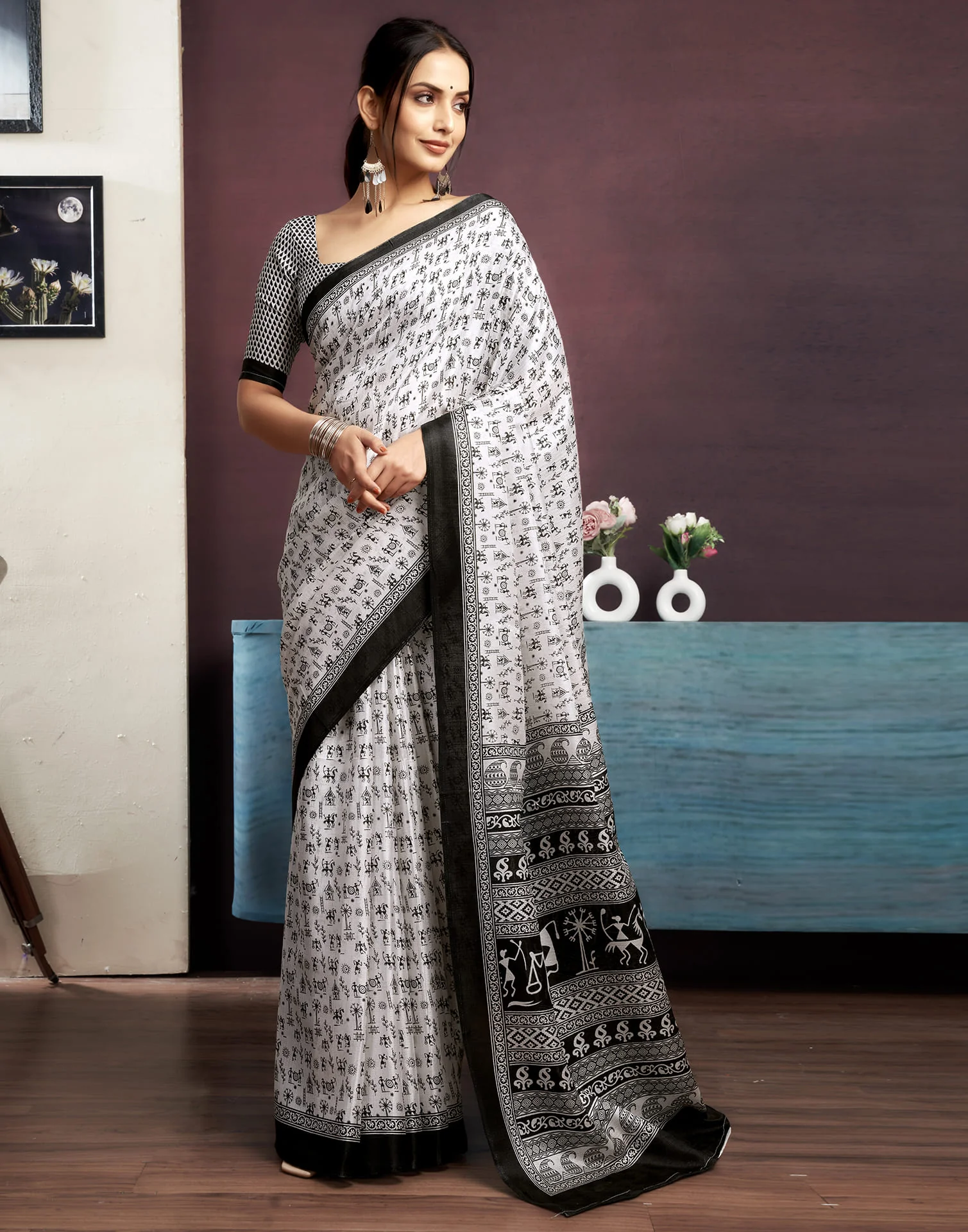 White Cotton Blend Printed Saree - Image 5
