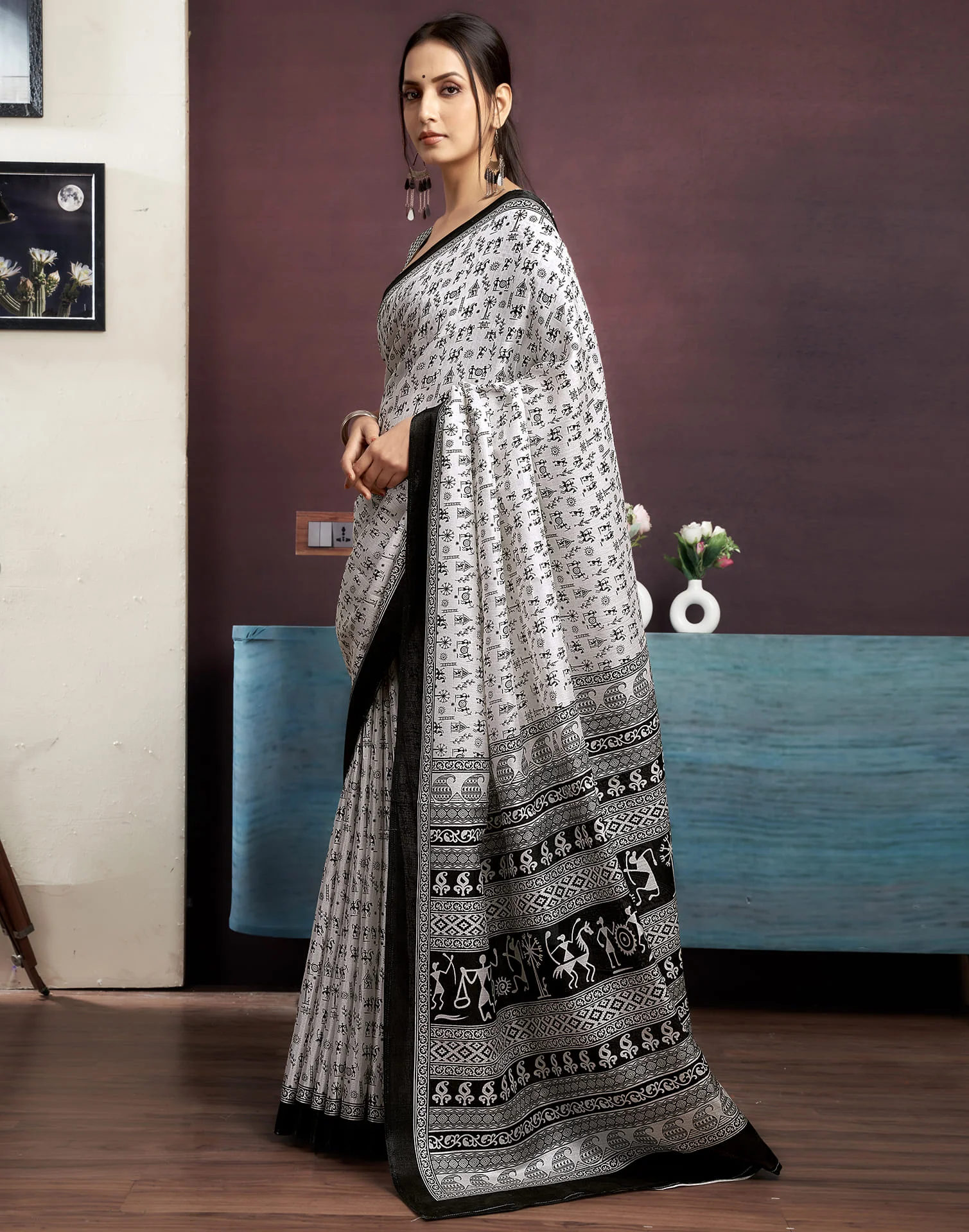 White Cotton Blend Printed Saree - Image 6