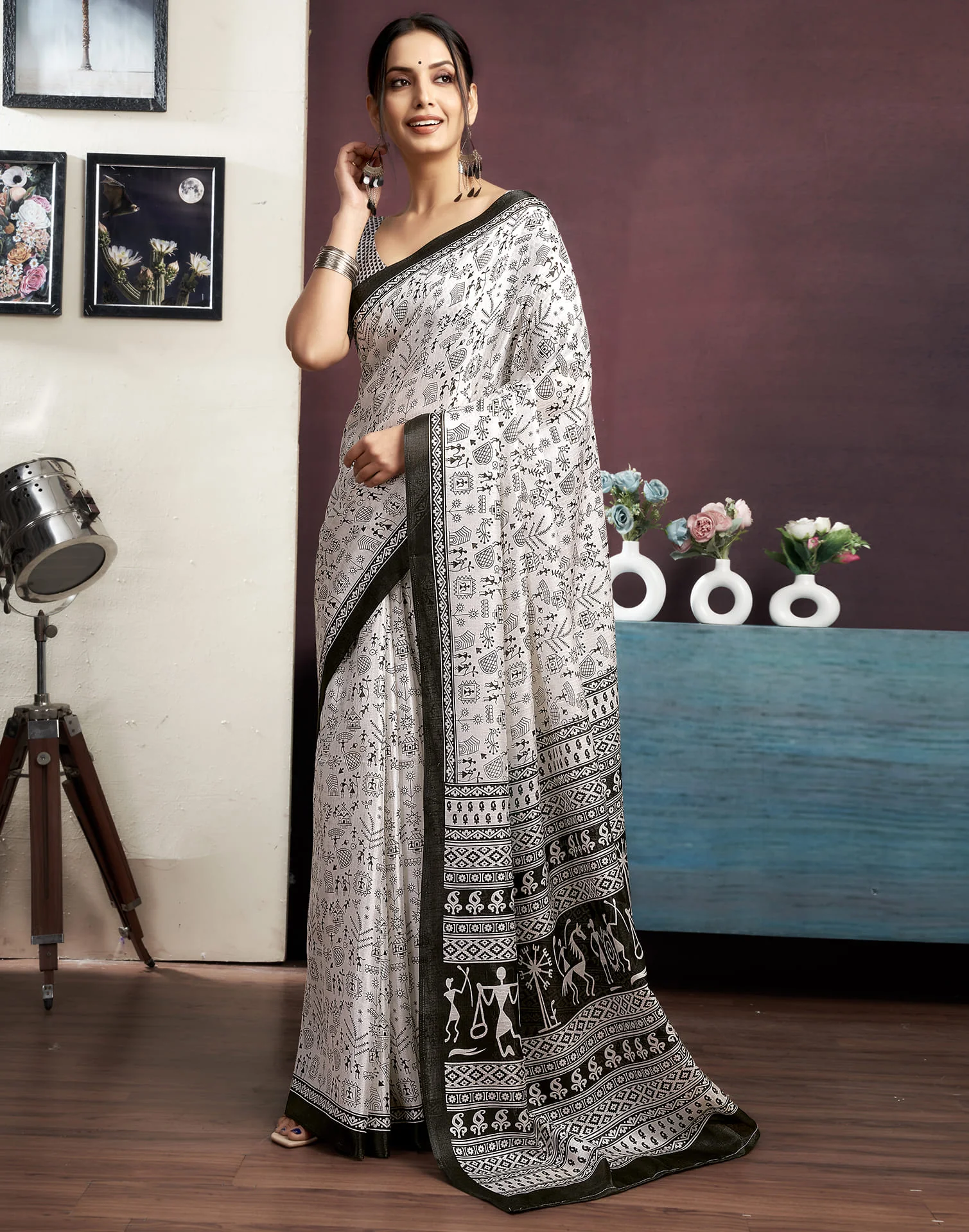 White Cotton Blend Printed Saree - Image 6