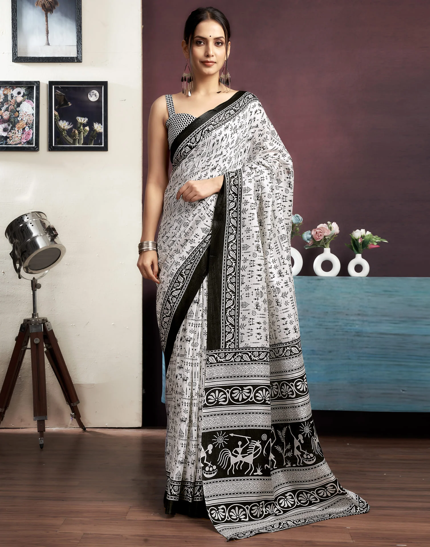 White Cotton Blend Printed Saree - Image 5