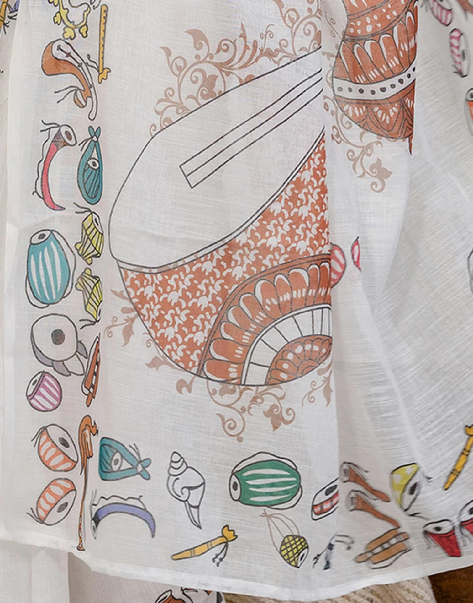 White Cotton Printed Saree - Image 11