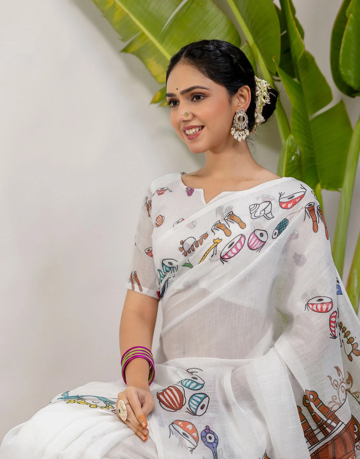White Cotton Printed Saree - Image 4