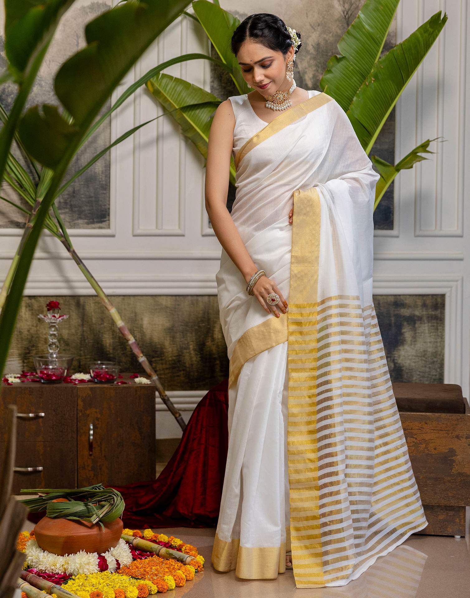 White Cotton Zari Stripe Kanjivaram Saree - Image 9