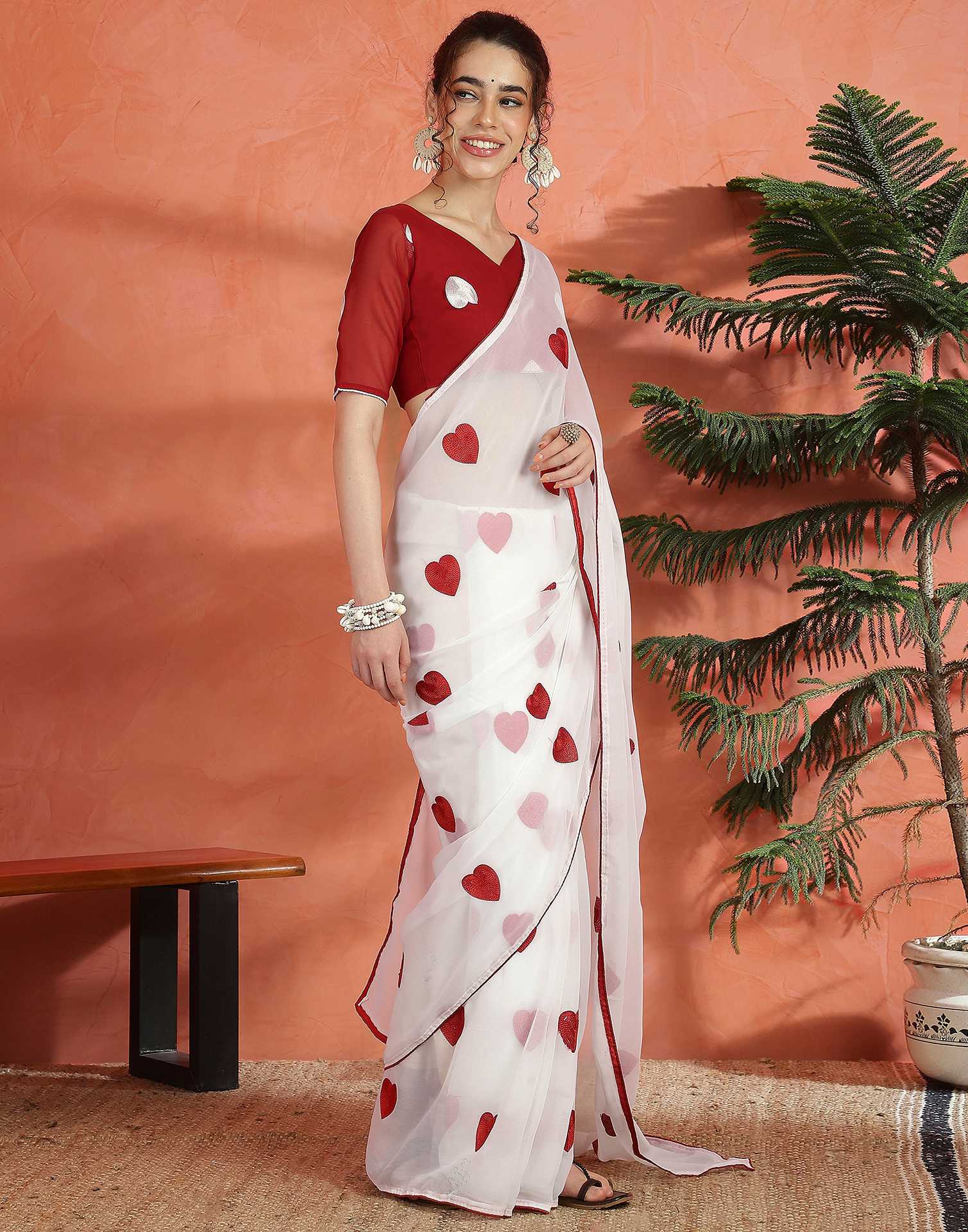White Georgette Embroidery Saree - Image 5