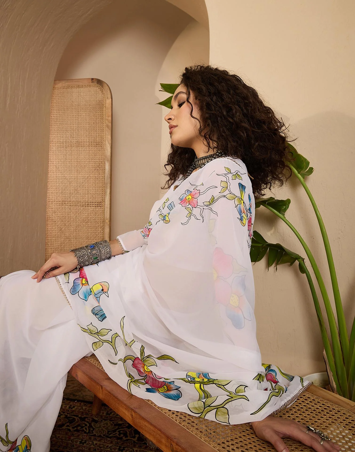 White Georgette Floral Printed Saree - Image 7
