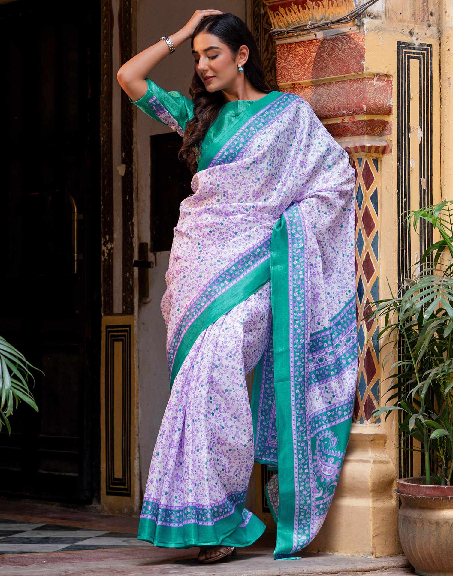 White Khadi Printed Saree - Image 5