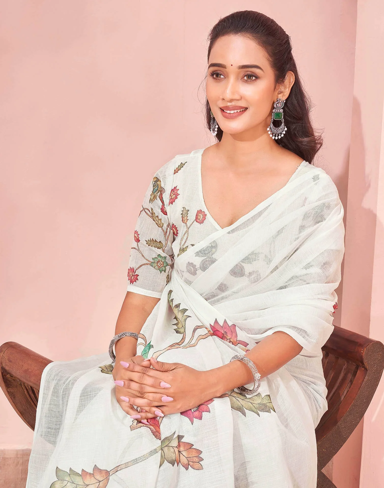 White Linen Floral Printed Saree - Image 2