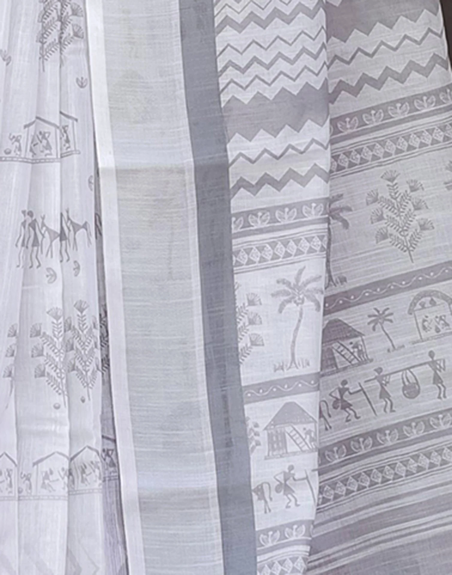 White Linen Printed Saree - Image 6