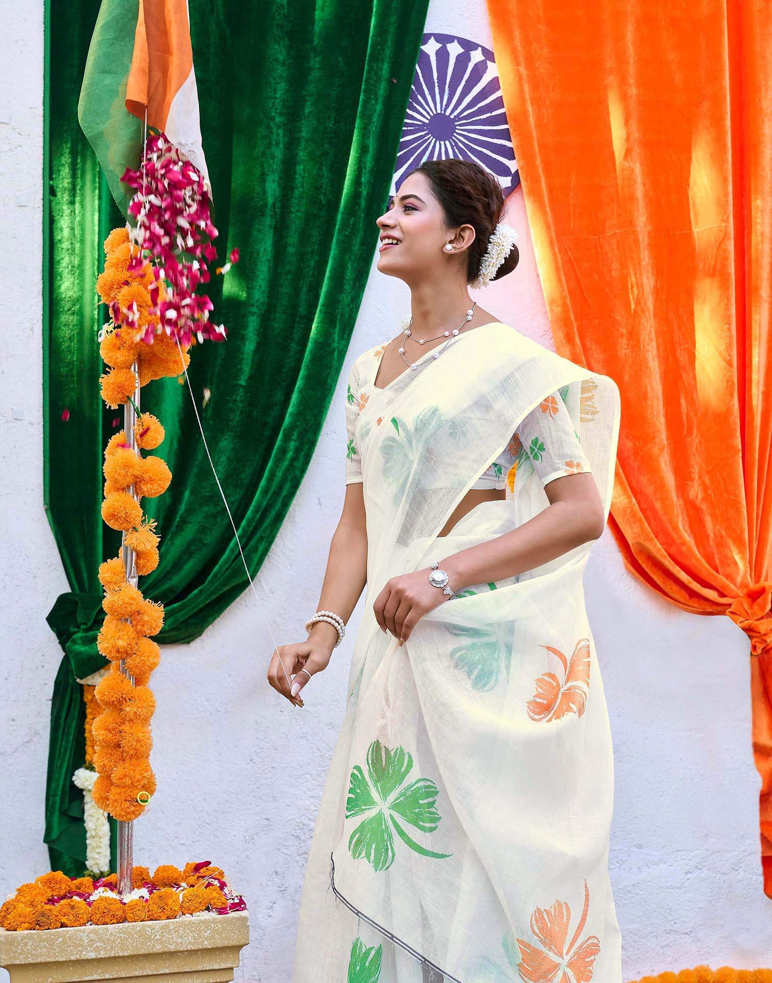 White Linen Printed Saree - Image 9