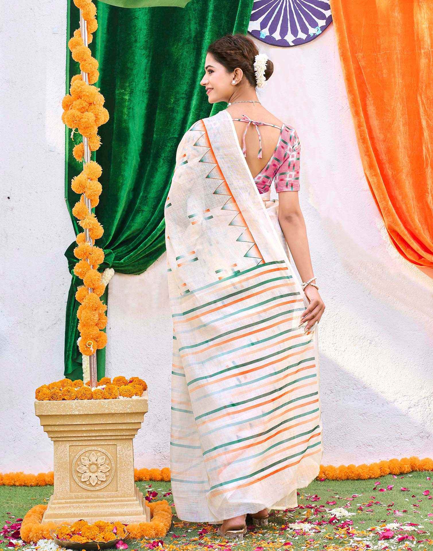 White Linen Printed Saree - Image 6