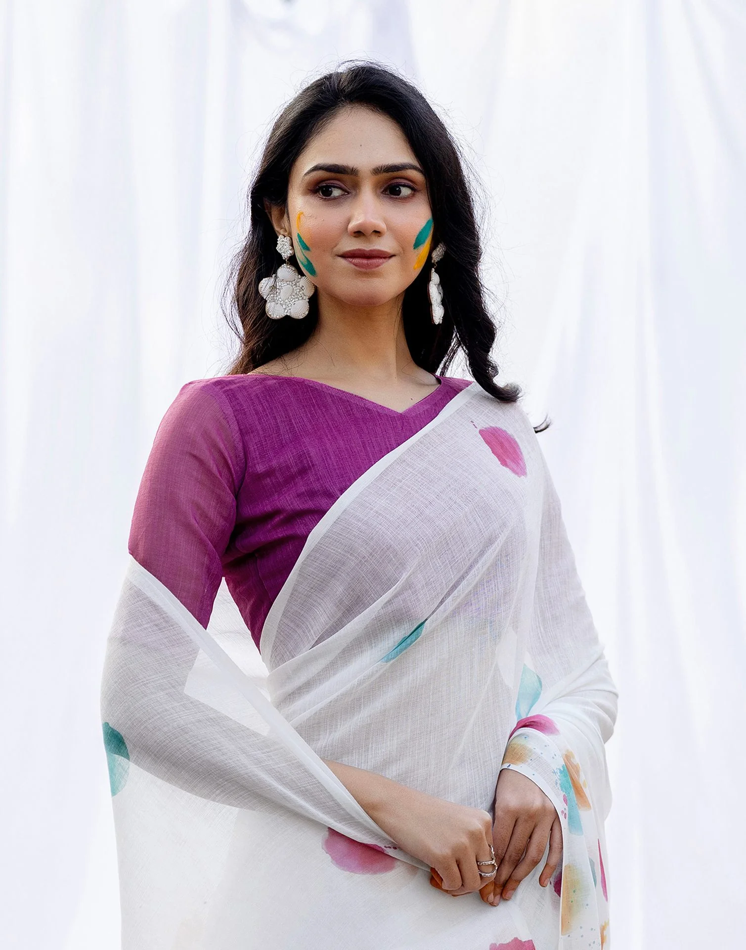 White Linen Printed Saree - Image 2