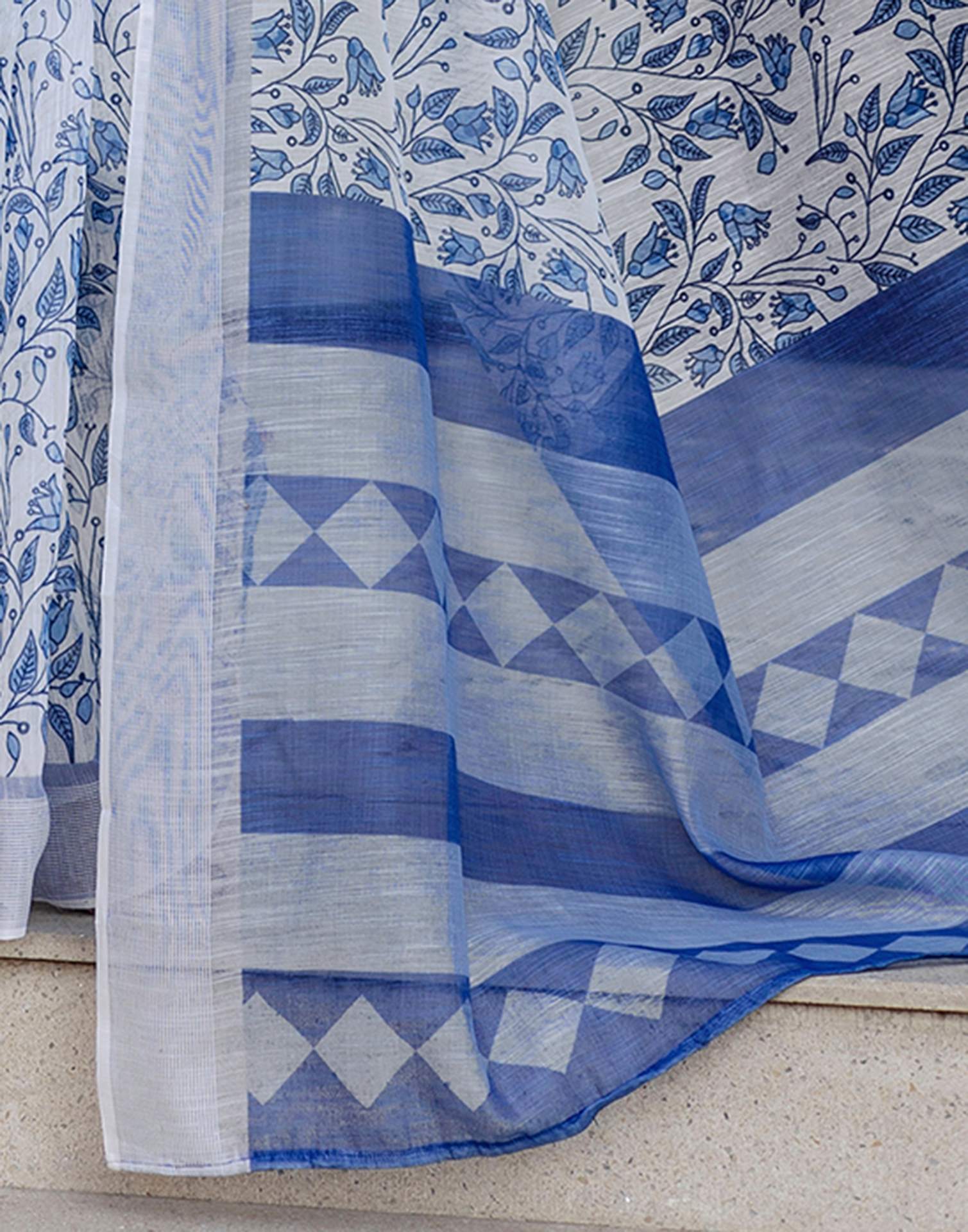 White Linen Printed Saree - Image 10