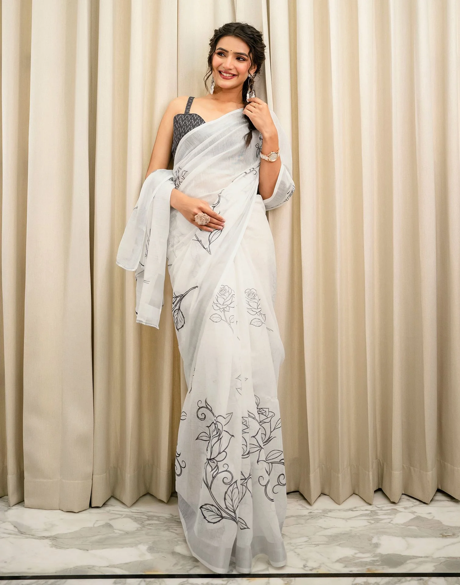 White Linen Printed Saree - Image 9