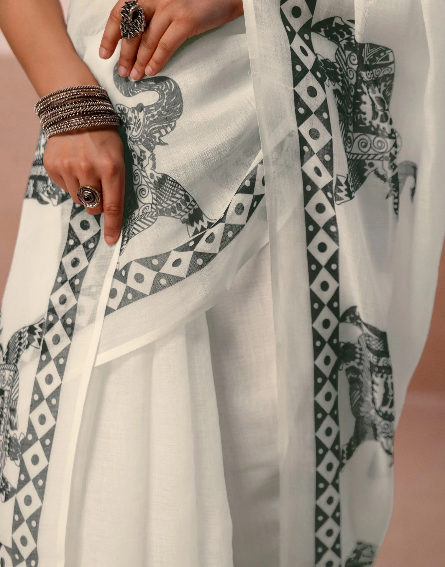 White Linen Printed Saree - Image 12