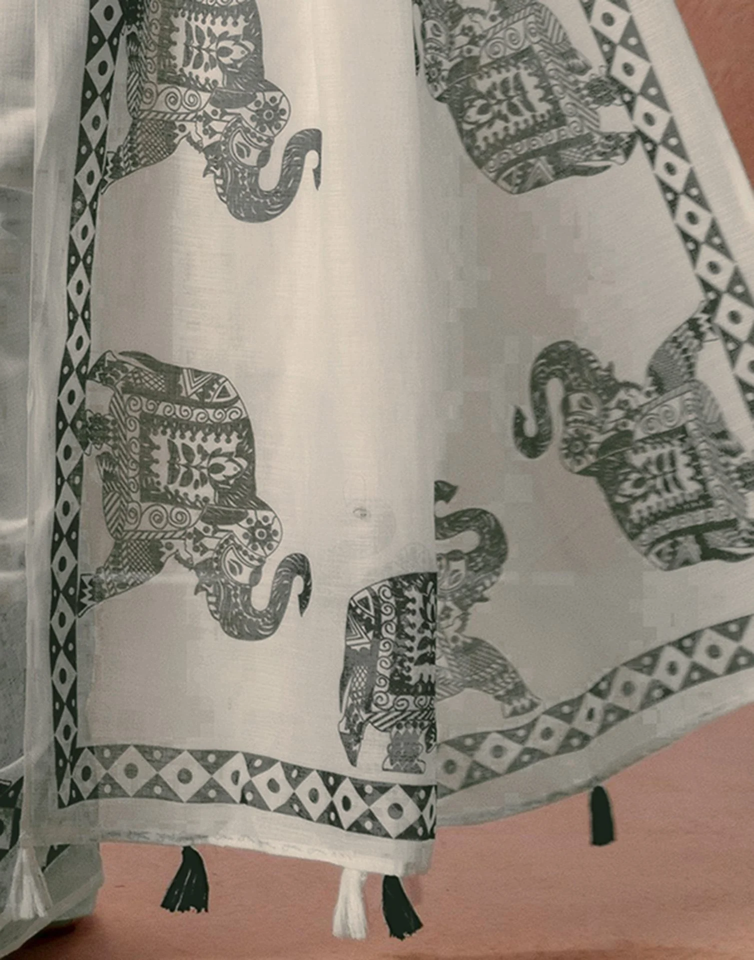 White Linen Printed Saree - Image 13
