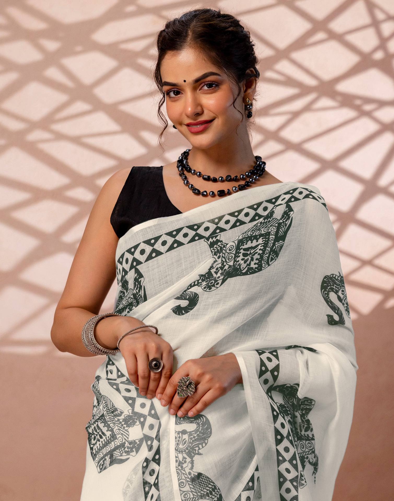 White Linen Printed Saree - Image 2