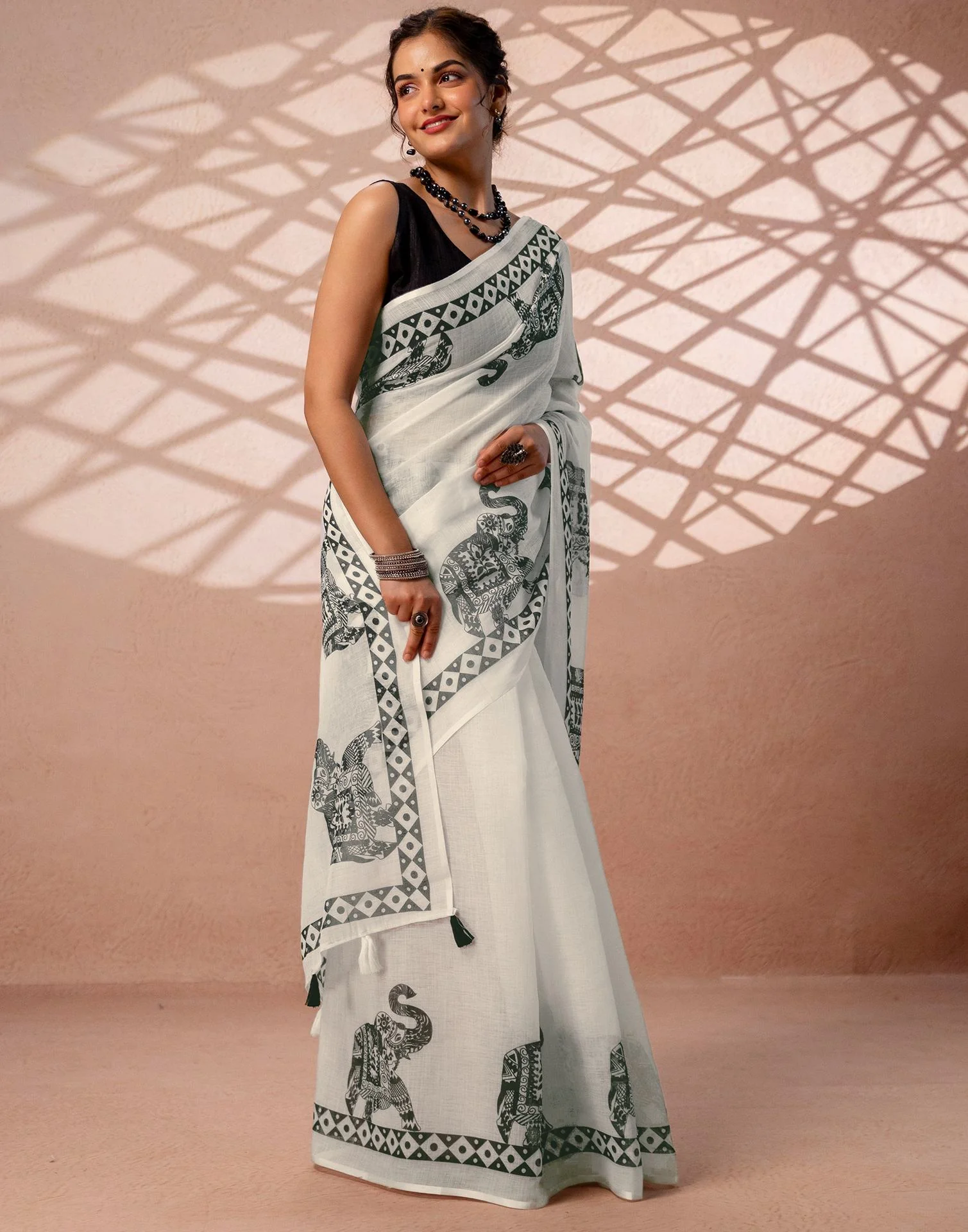 White Linen Printed Saree - Image 9