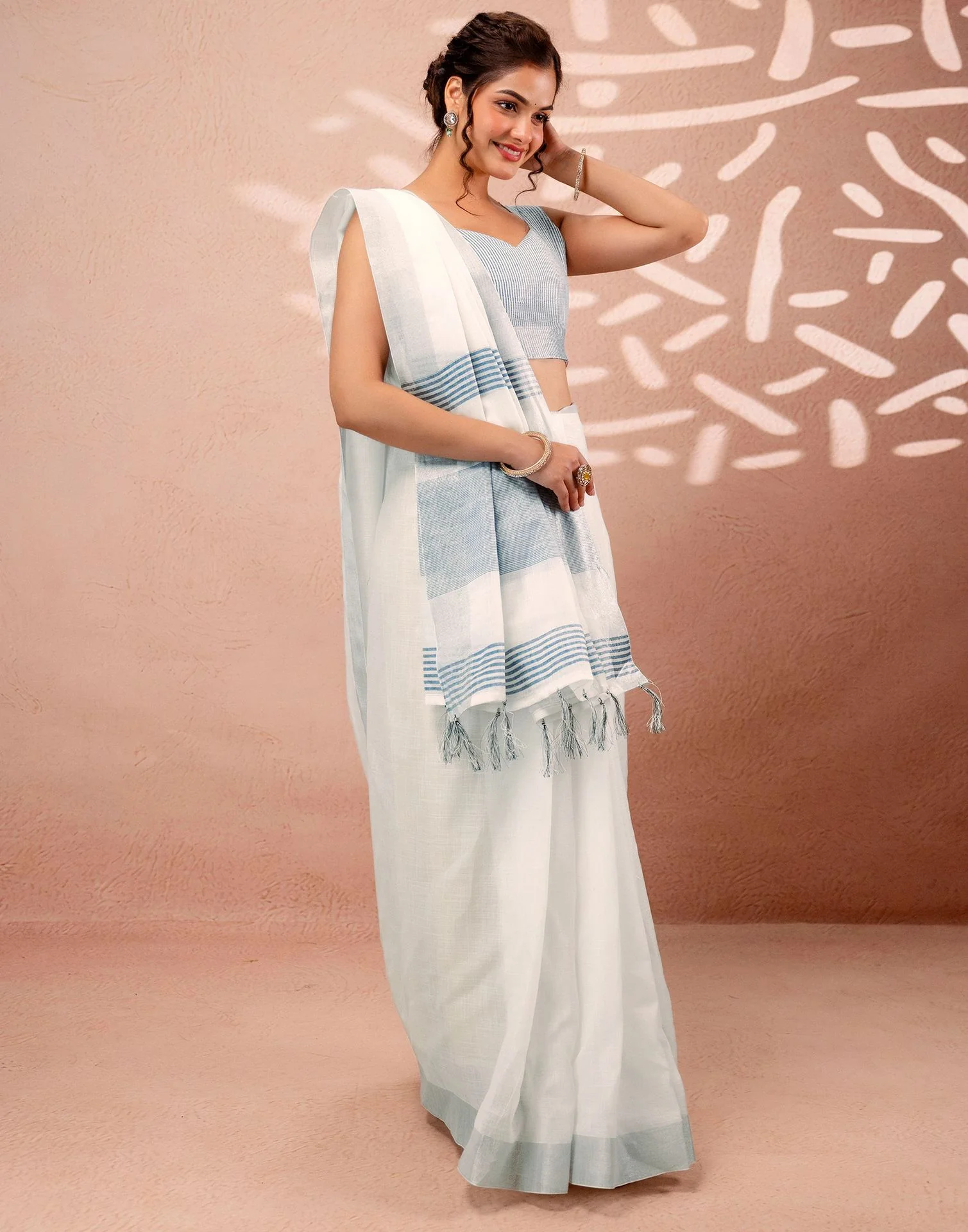 White Linen Woven Border Saree - Image 8
