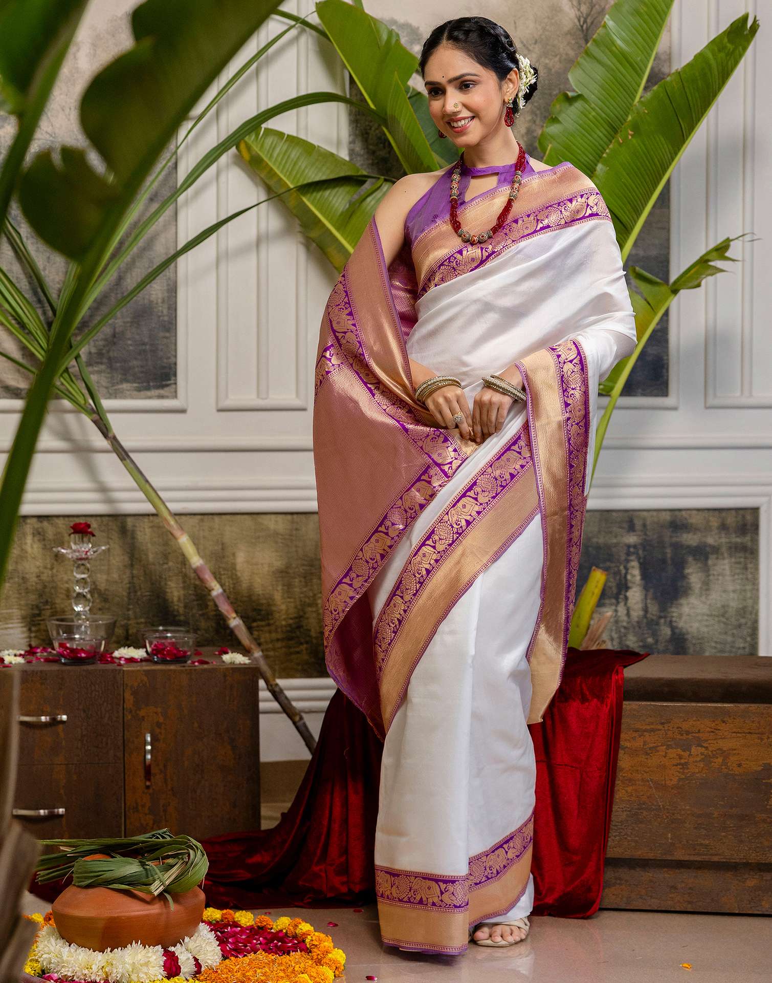 White Silk Woven Kanjivaram Saree - Image 6