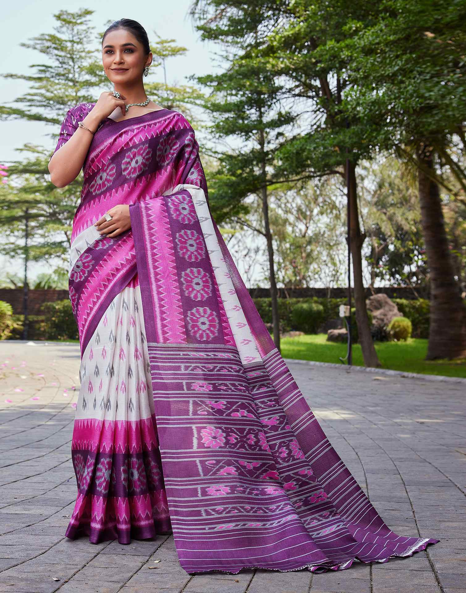 Wine Cotton Blend Ikkat Printed Saree - Image 8